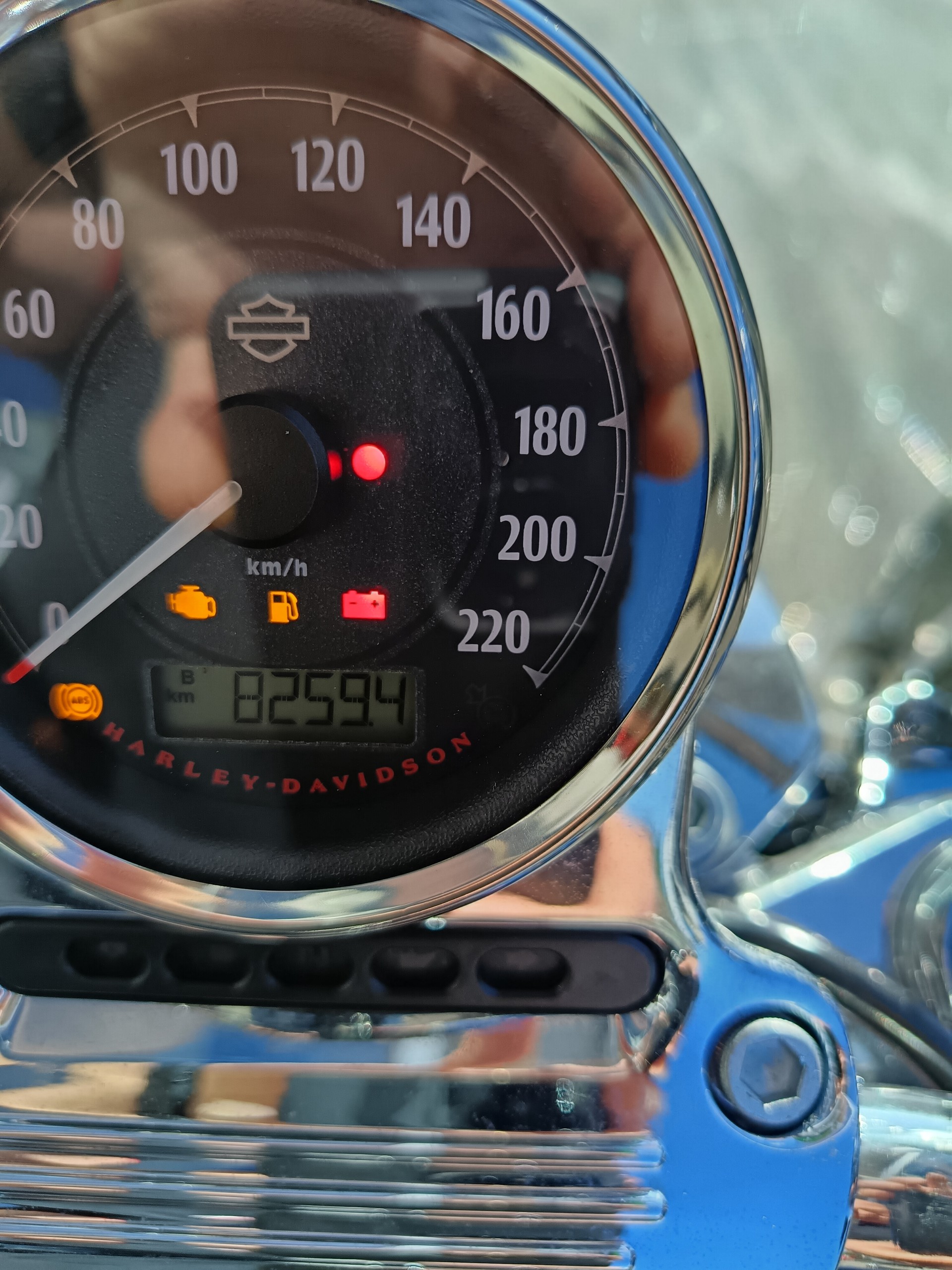 HARLEY-DAVIDSON XL 1200 T Super Low ABS-image-4
