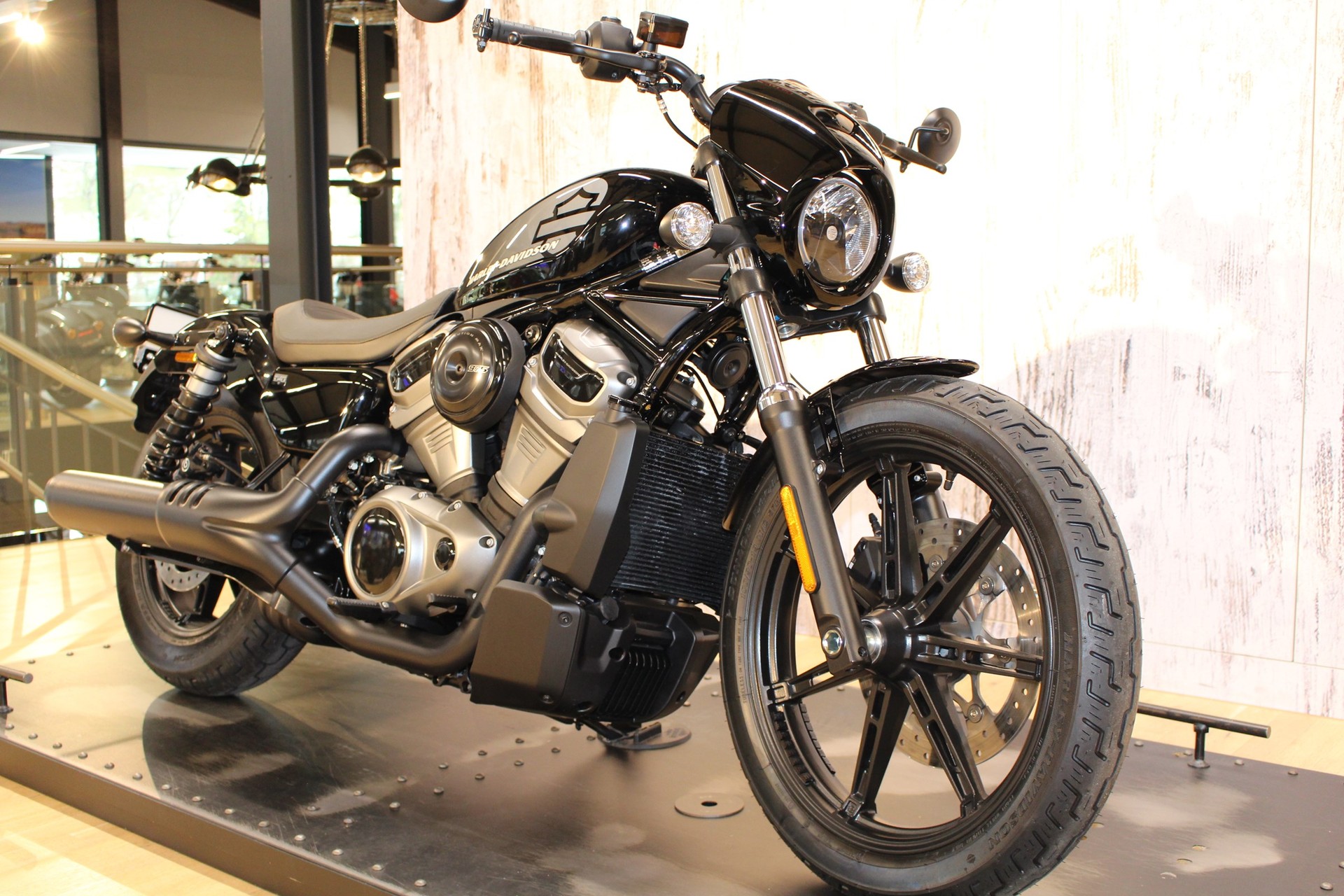 HARLEY-DAVIDSON RH 975 Nightster-showroom-element-2