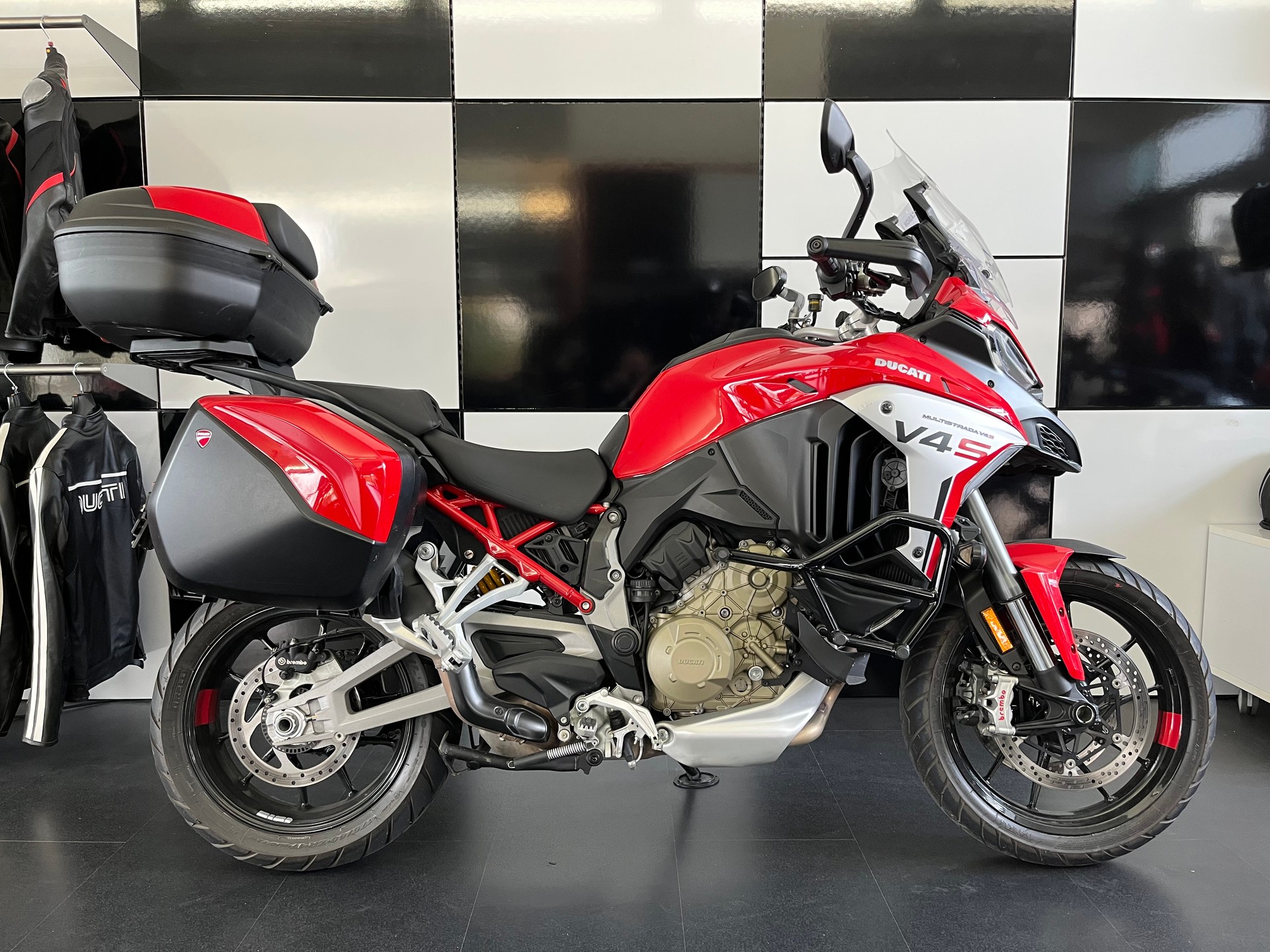 DUCATI Multistrada V4 S Travel & Radar