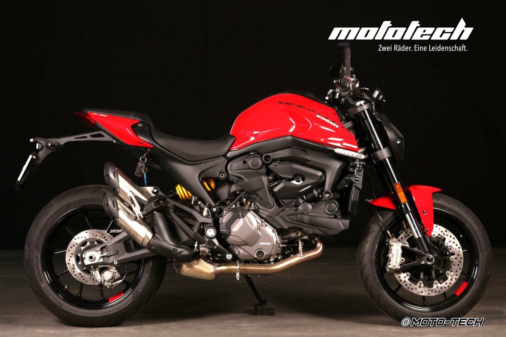 DUCATI Monster 937-showroom-element-1