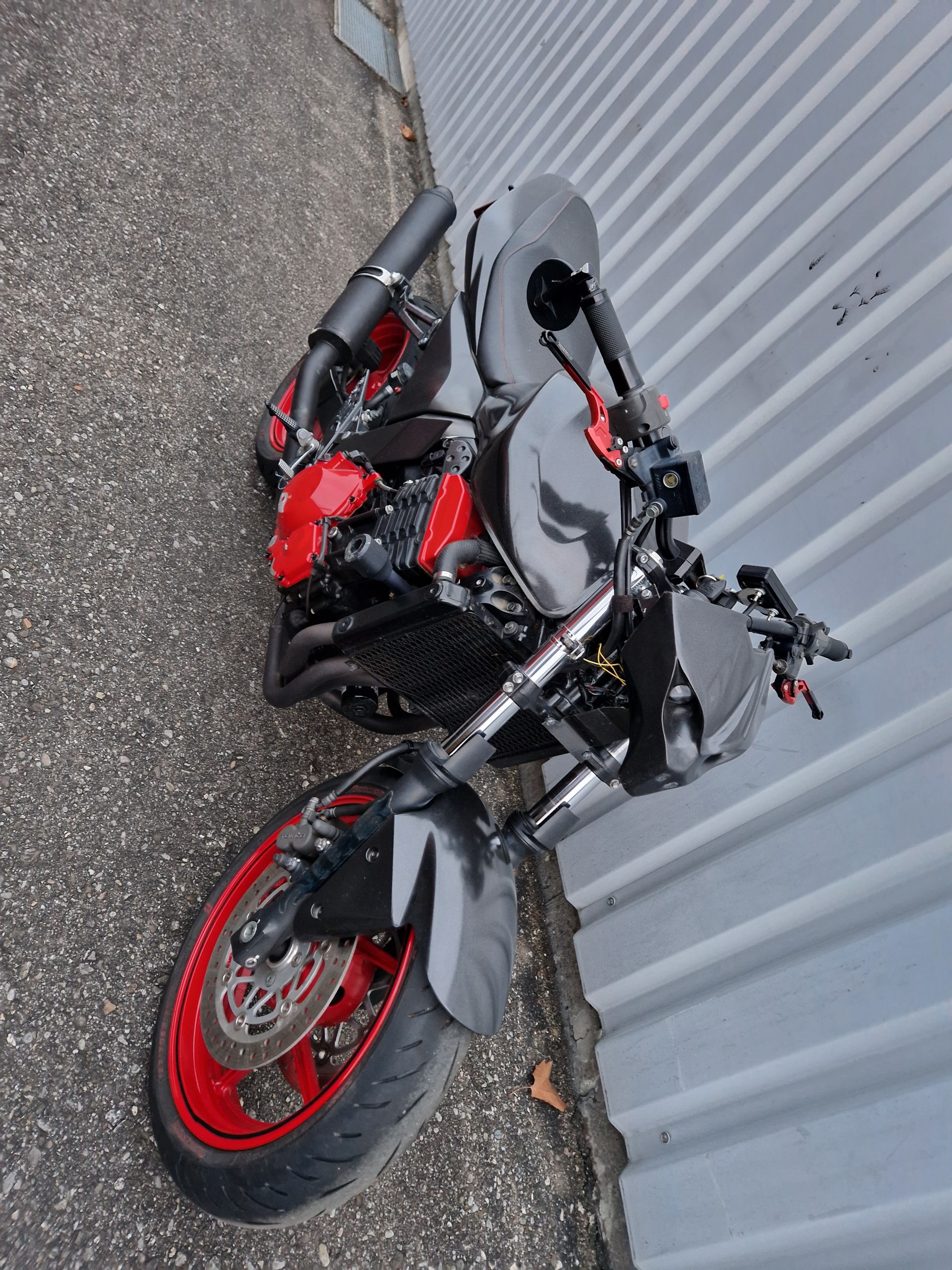 Kawasaki Z750 - Occasion-Motorräder - Moto Center Solothurn