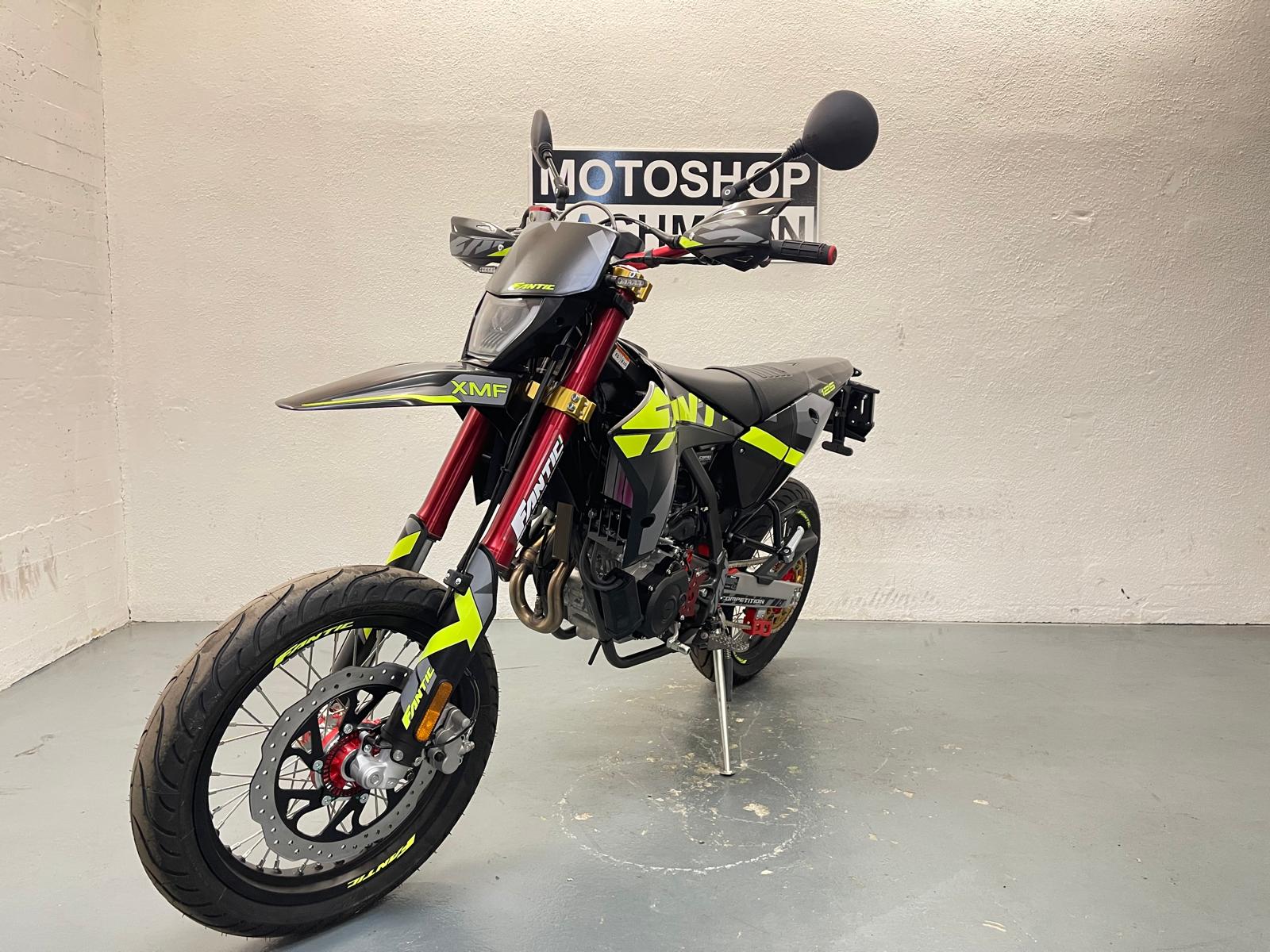 FANTIC XMF 125 Motard Competition-showroom-element-1