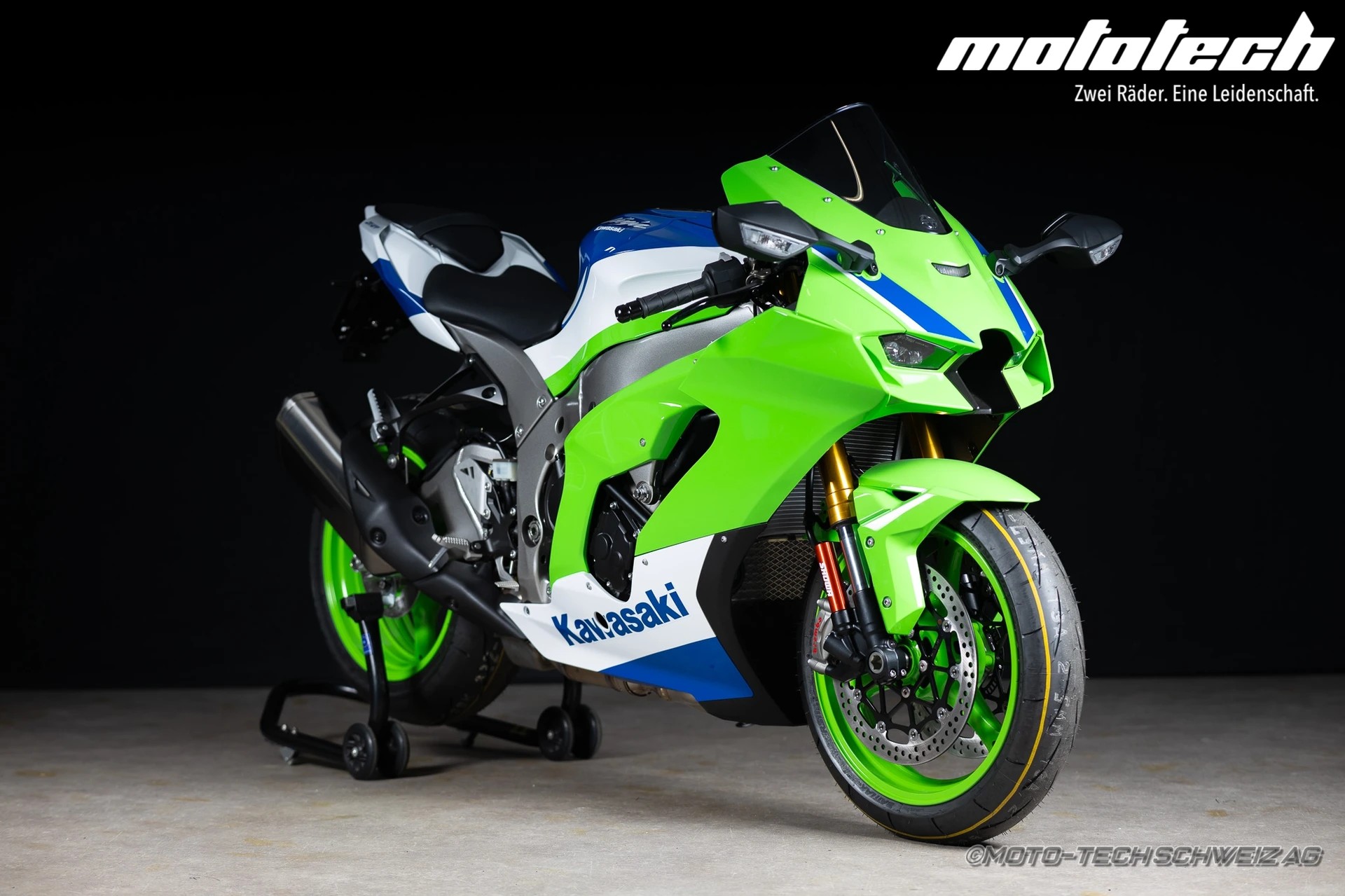 ももティン　1028 KAWASAKI NINJA ZX-10R - acheter un véhicule d'occasion