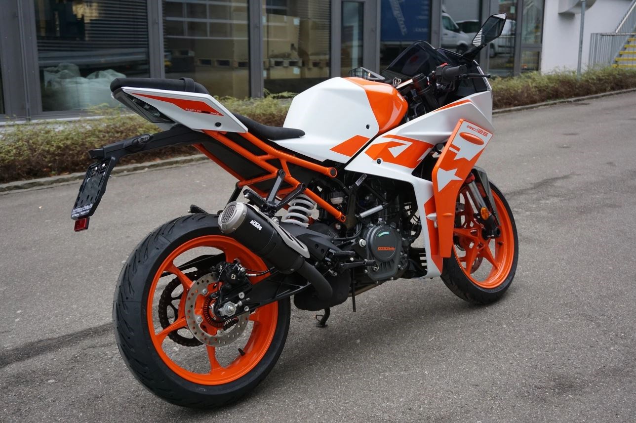 KTM RC 125 Tageszulassung-showroom-element-2