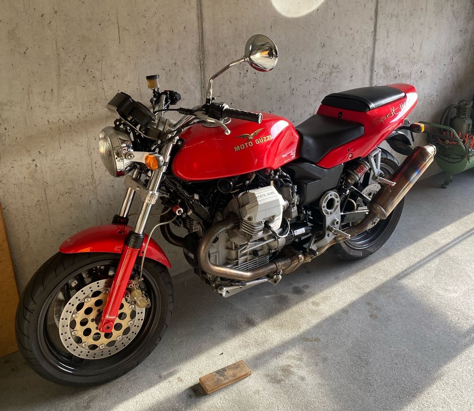 MOTO GUZZI Sport 1100