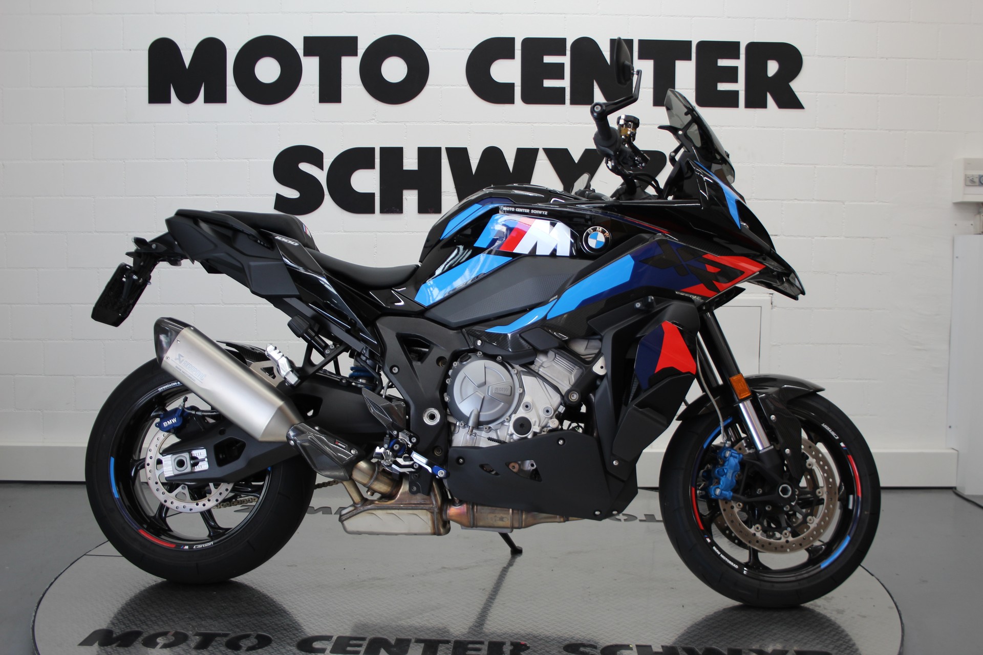 BMW M 1000 XR