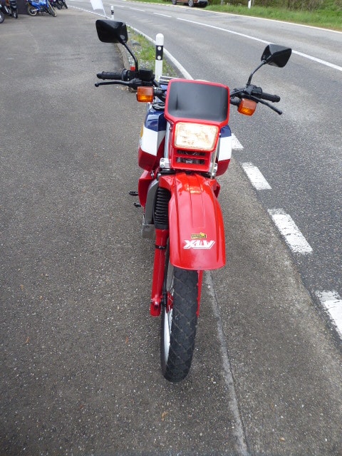 HONDA XLV 750 R D-showroom-element-1