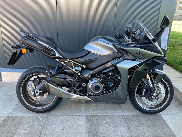 SUZUKI GT