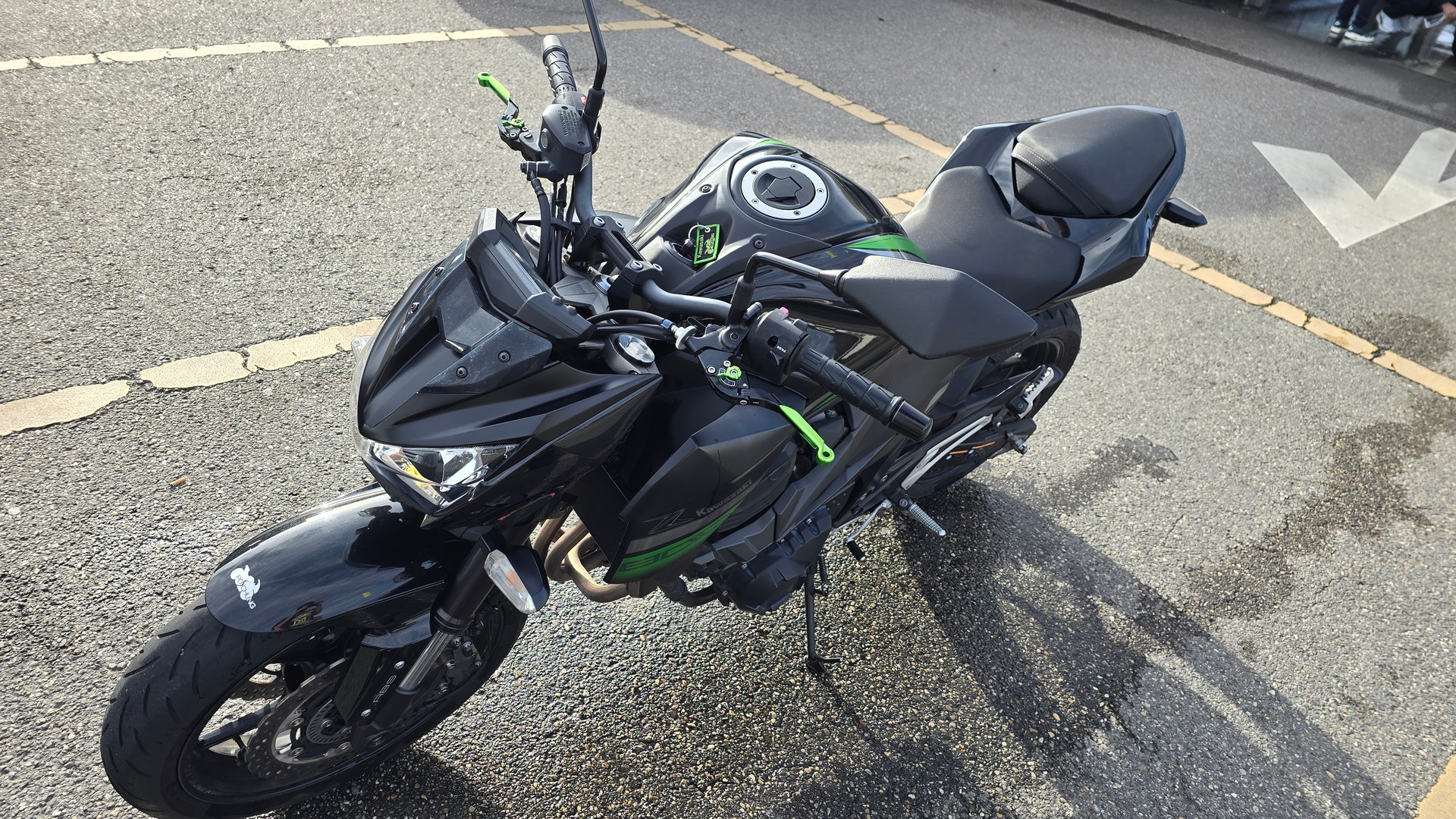 KAWASAKI Z 800 e version ABS