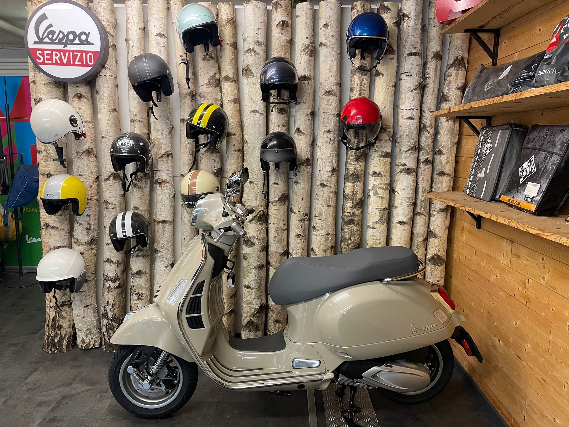 PIAGGIO Vespa GTS 310 RST E5+-image-0
