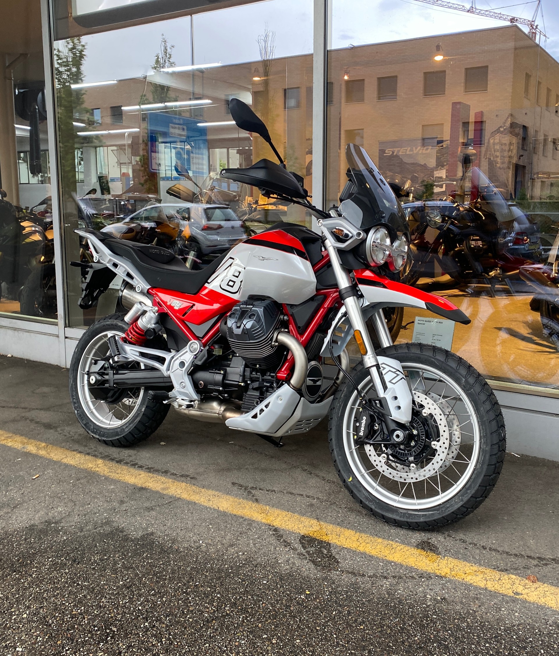 MOTO GUZZI V85 TT EU5+