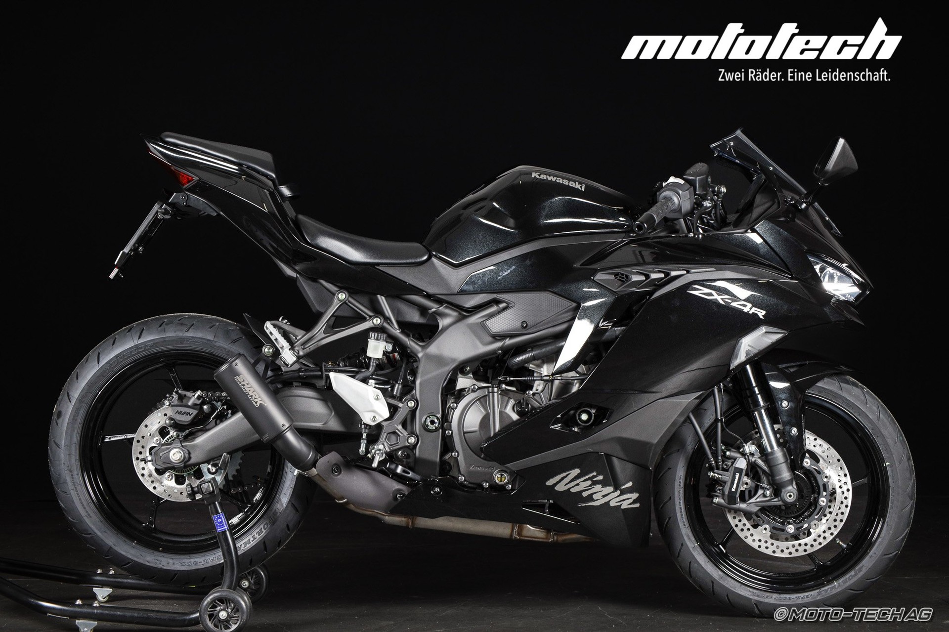 KAWASAKI Ninja ZX-4R MY25 (35/57kW) Stage 1 SHARK-showroom-element-1