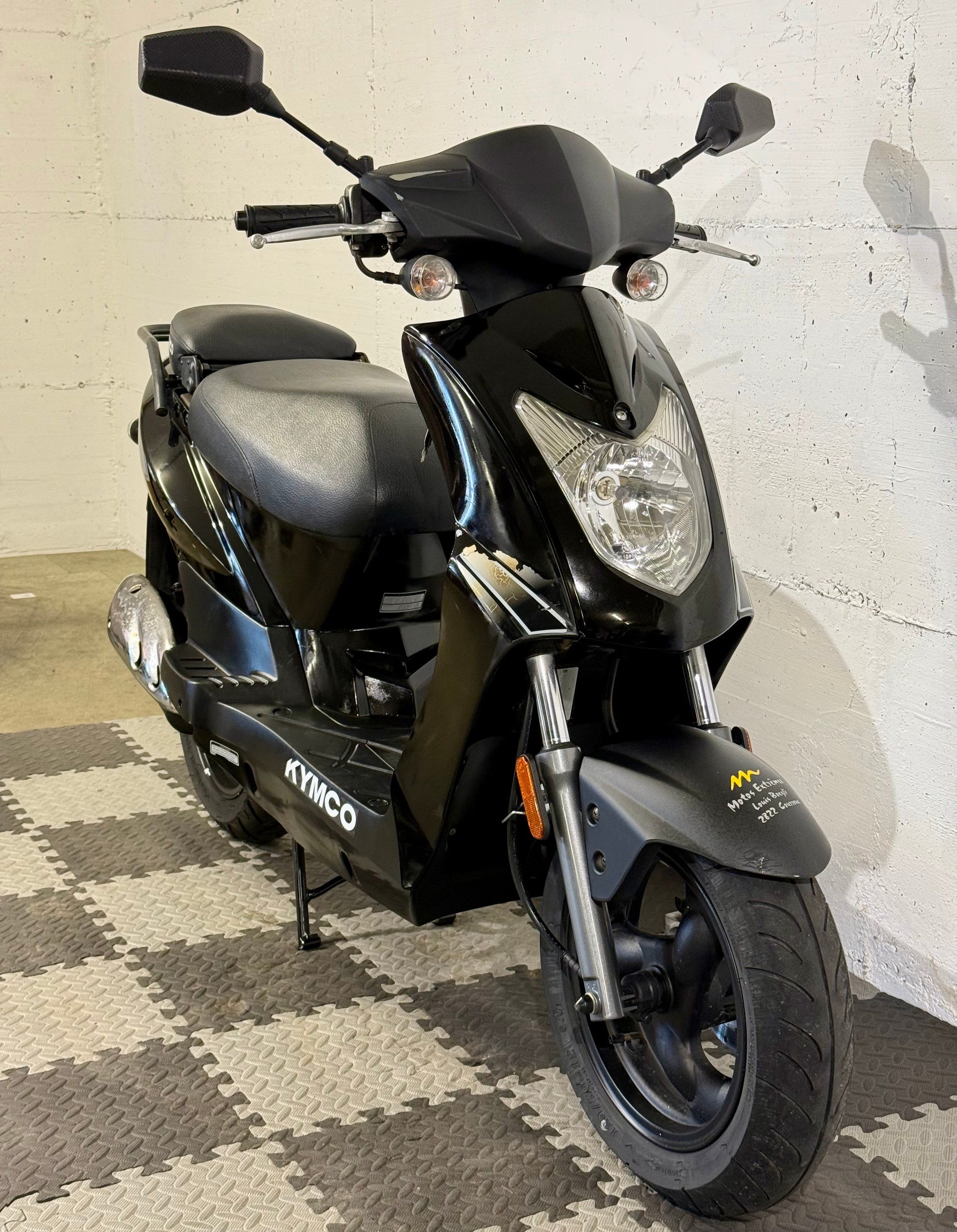 KYMCO Agility 50 Plaque Jaune 45KM/h
