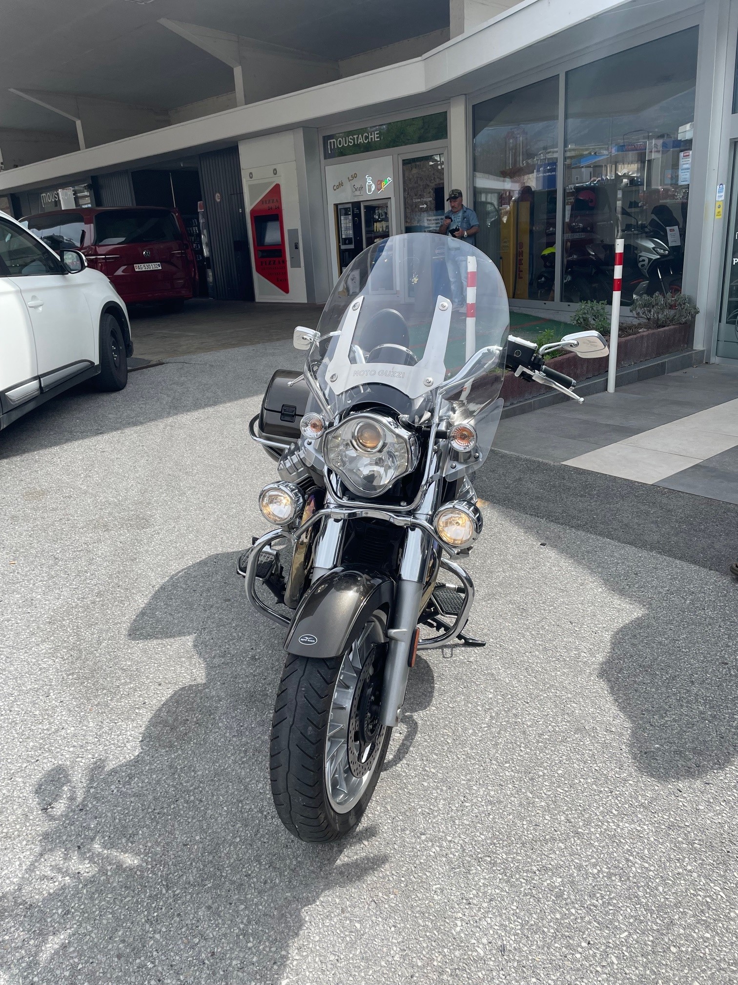 MOTO GUZZI California 1400 Touring SE-showroom-element-3