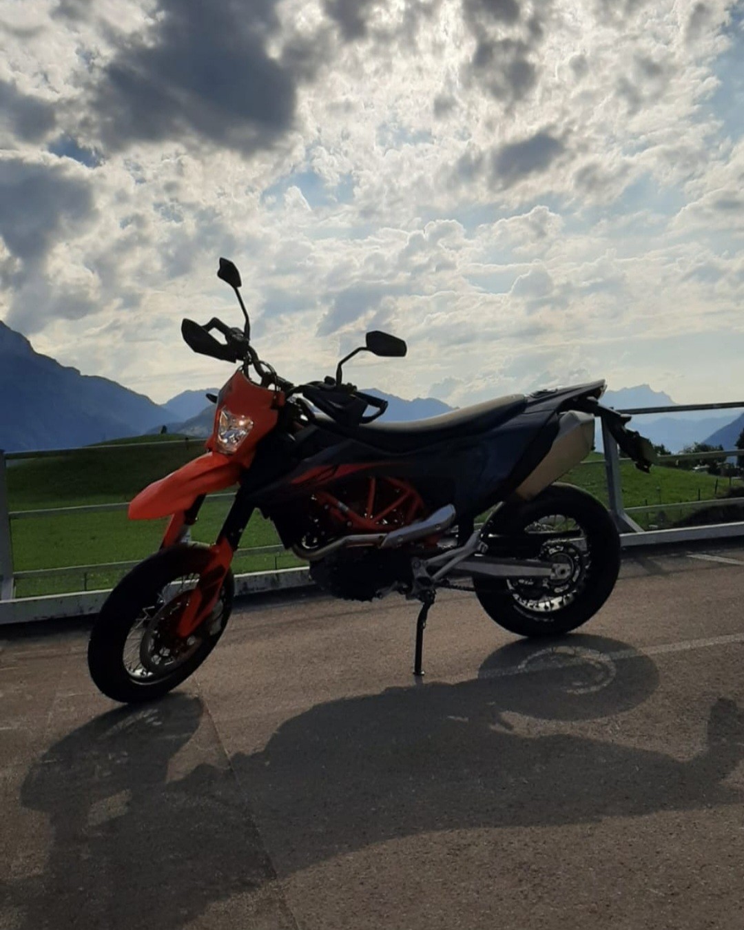 KTM 690 SMC R ABS (35 kW)
