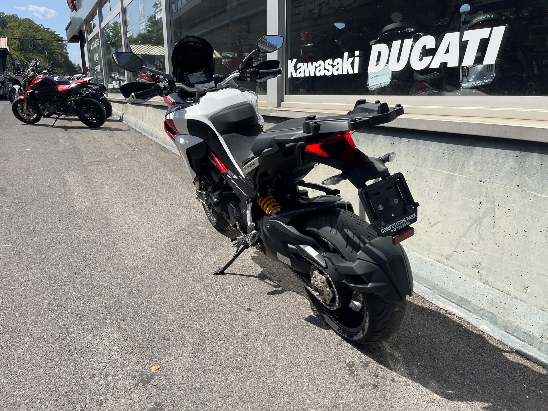 DUCATI Multistrada 1260 Pikes Peak-image-8