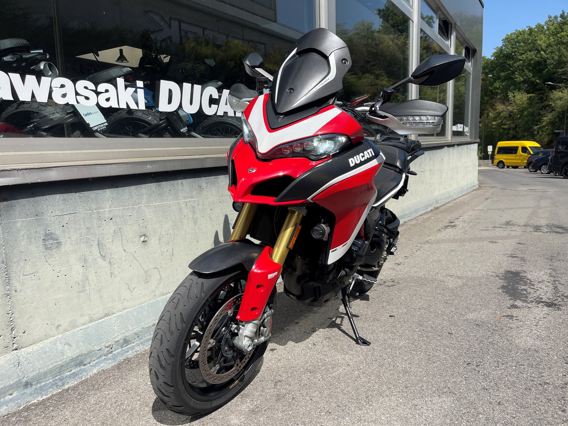 DUCATI Multistrada 1260 Pikes Peak-image-7