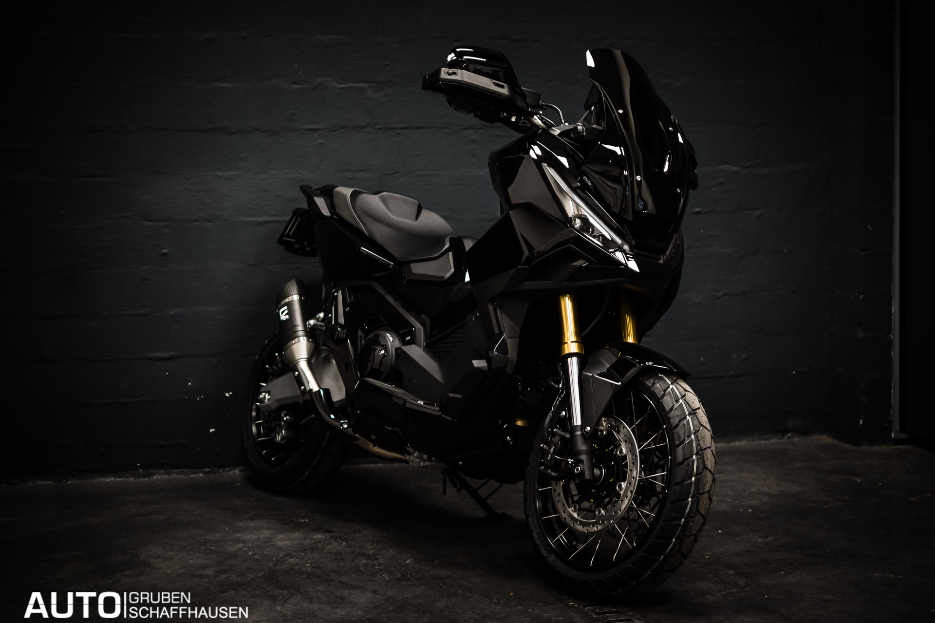 HONDA X-ADV 750