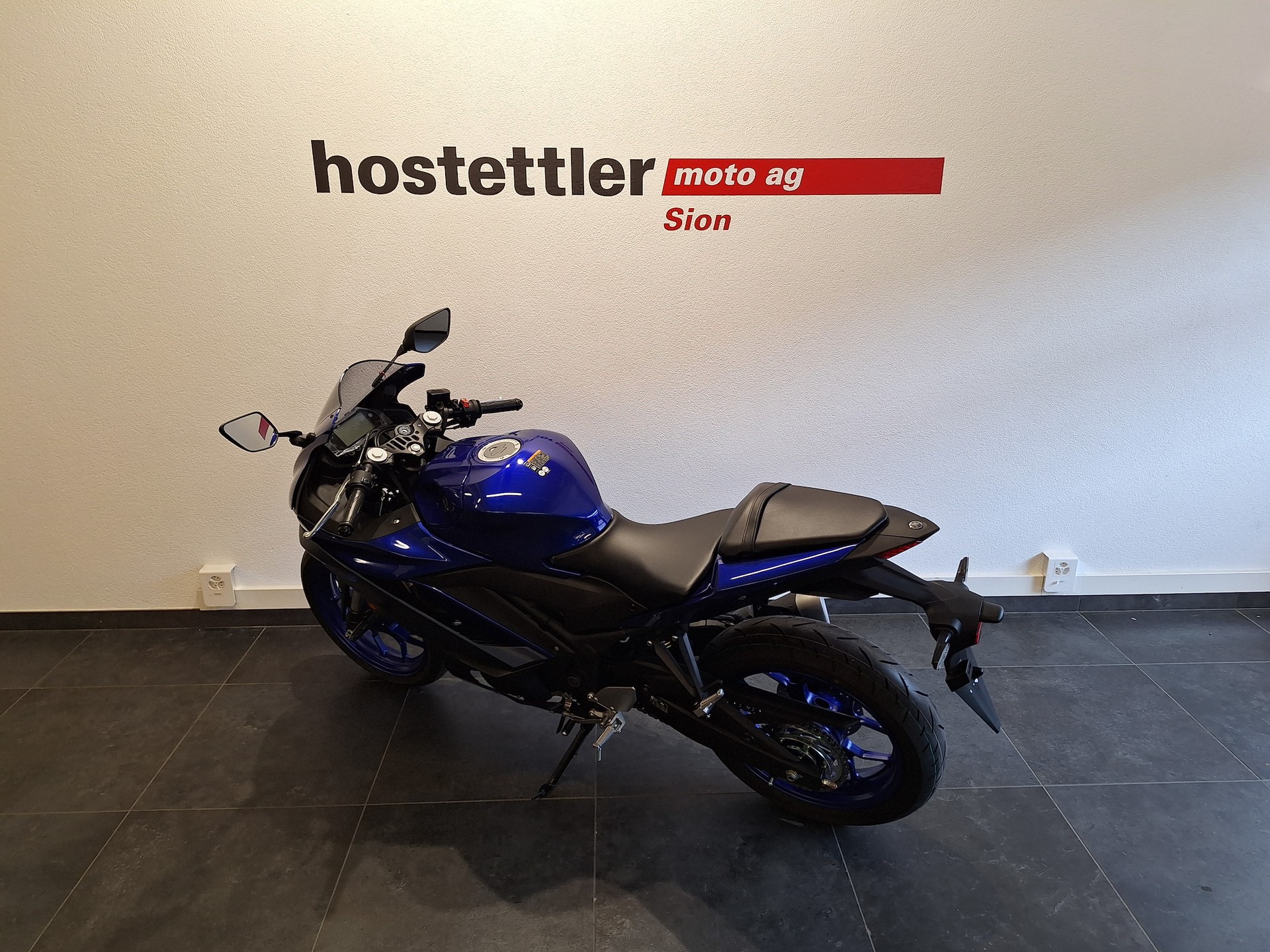YAMAHA YZF-R3-image-1