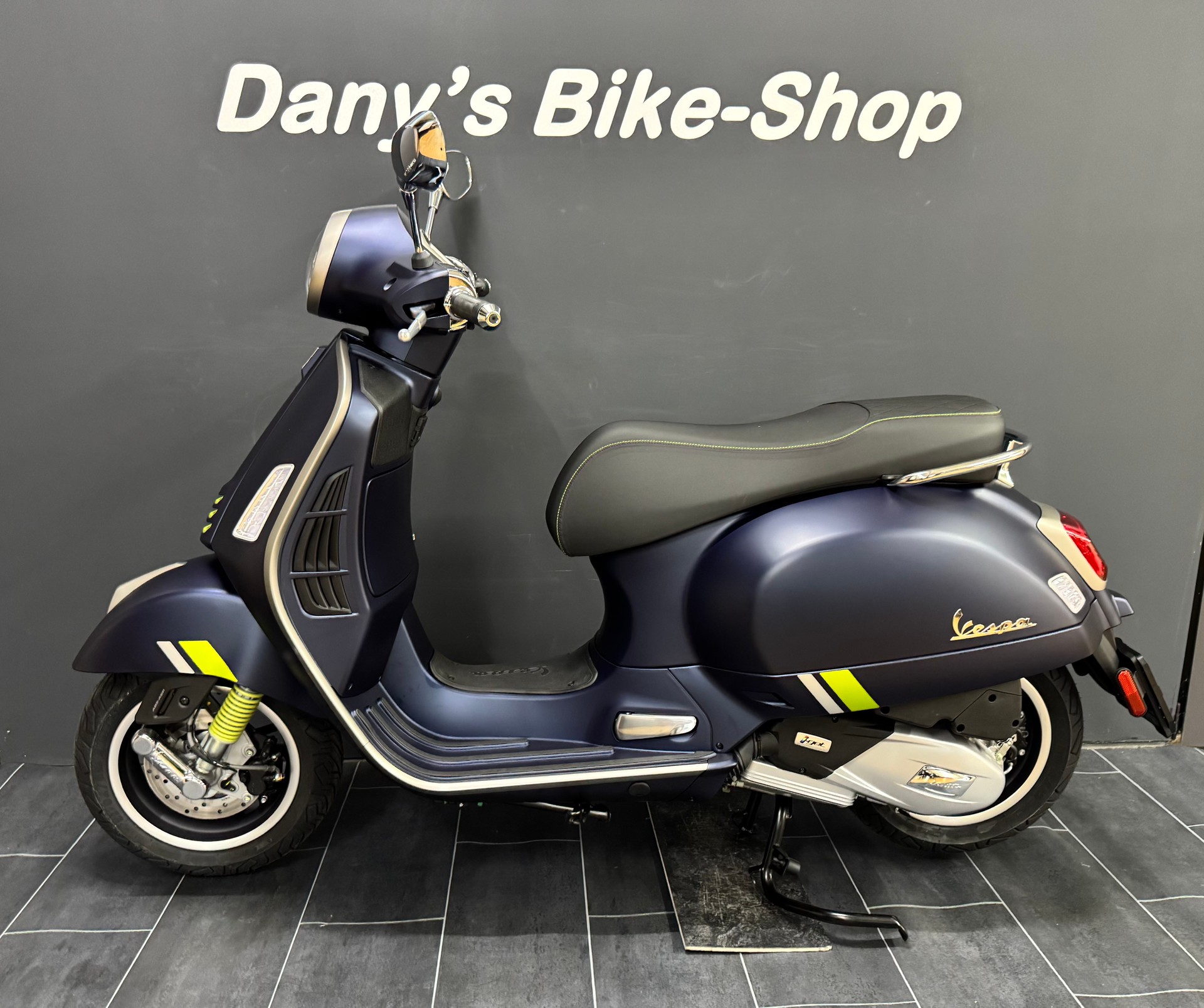 PIAGGIO Vespa GTS 125 Super Tech ABS