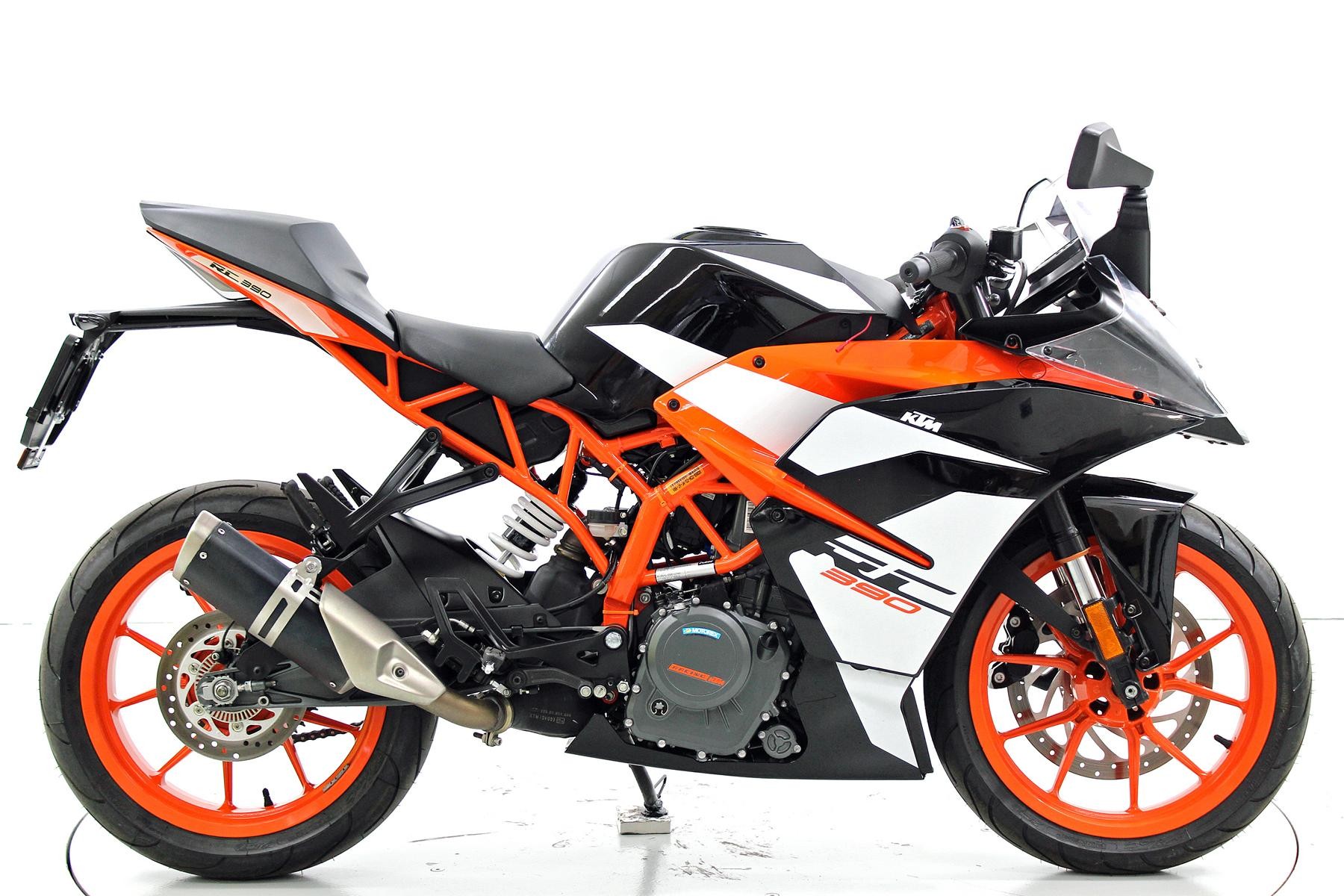 KTM 390 RC ABS-showroom-element-3