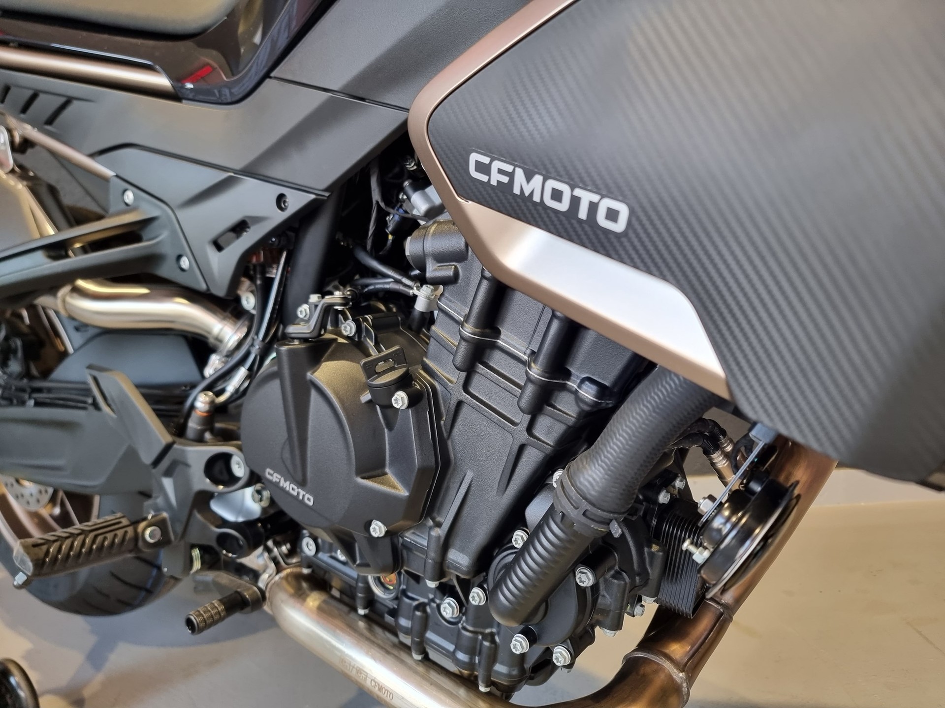 CF MOTO 800NK-image-9