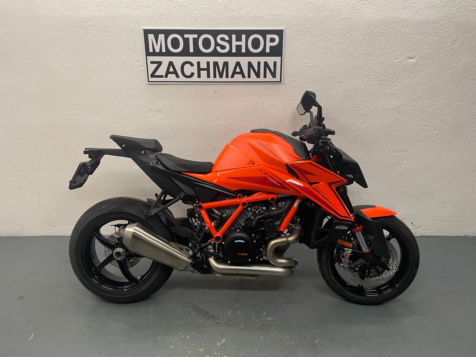 KTM 1390 Super Duke R