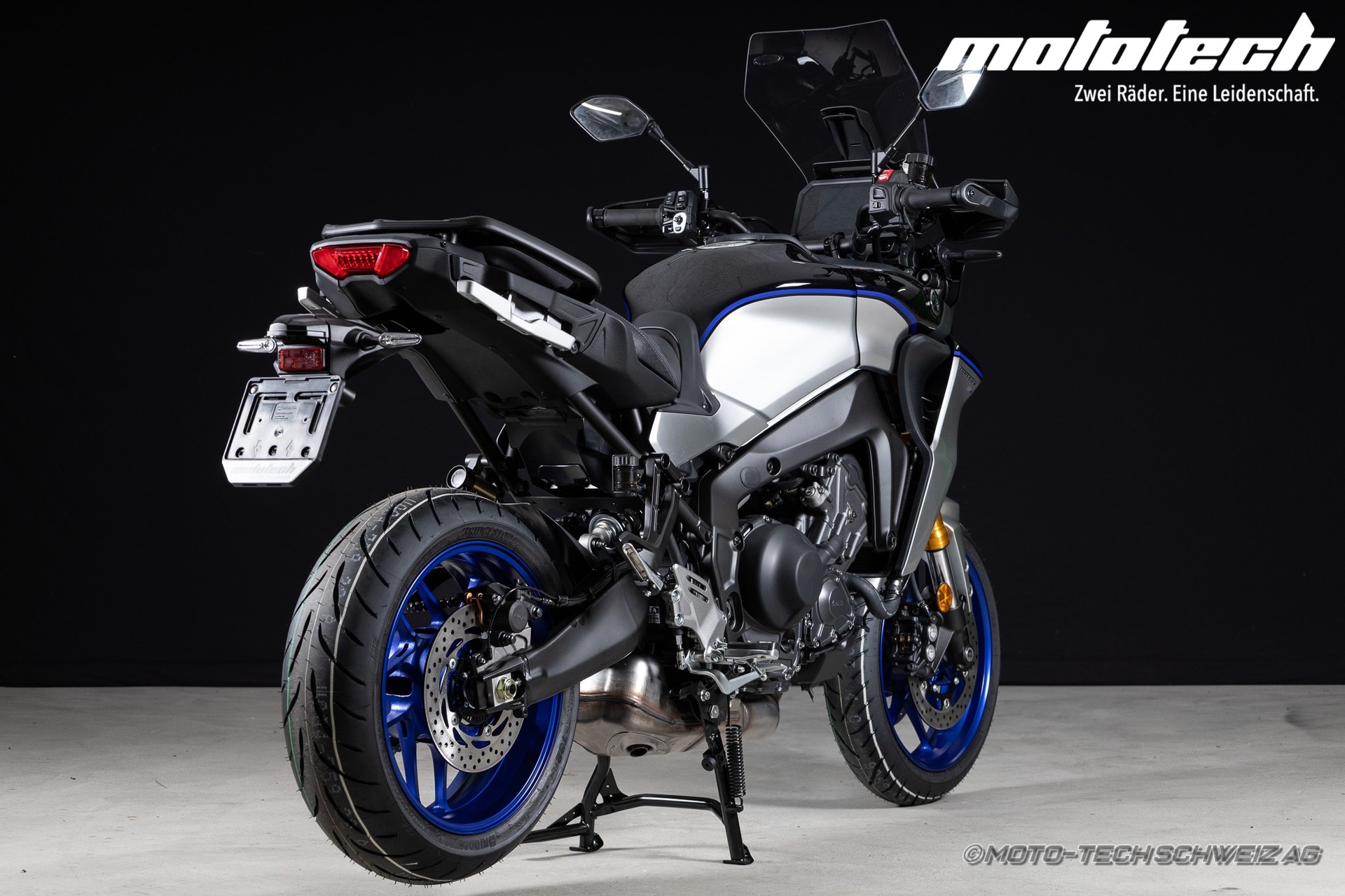 YAMAHA Tracer 9 GT+-showroom-element-2