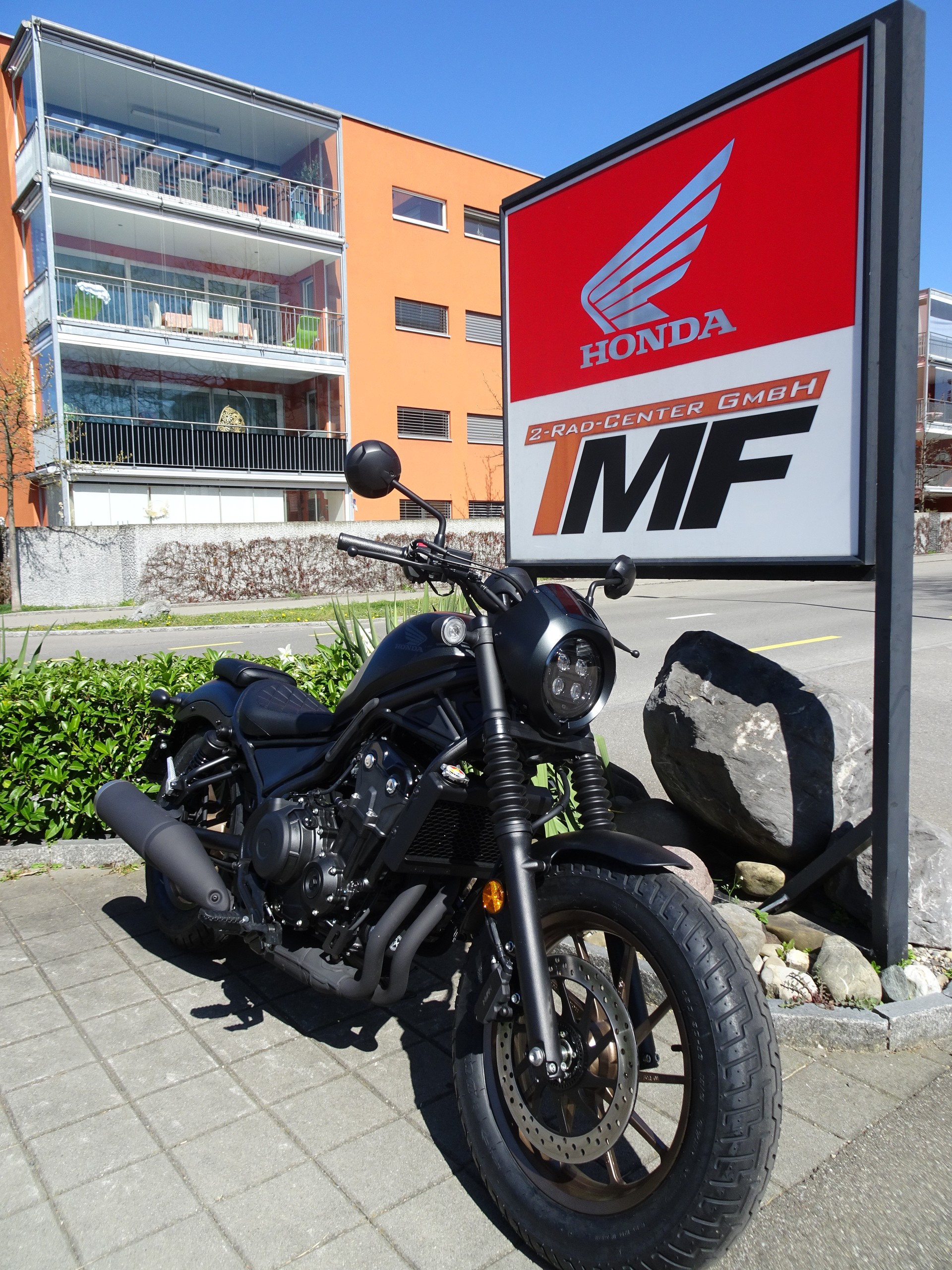 HONDA REBEL SPECIAL EDITION-showroom-element-1