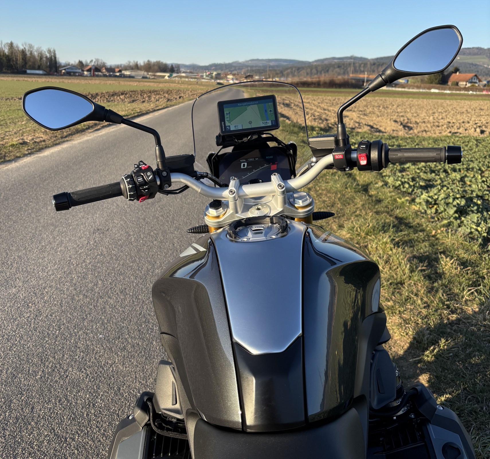 BMW R 1250 R Exclusive-image-4