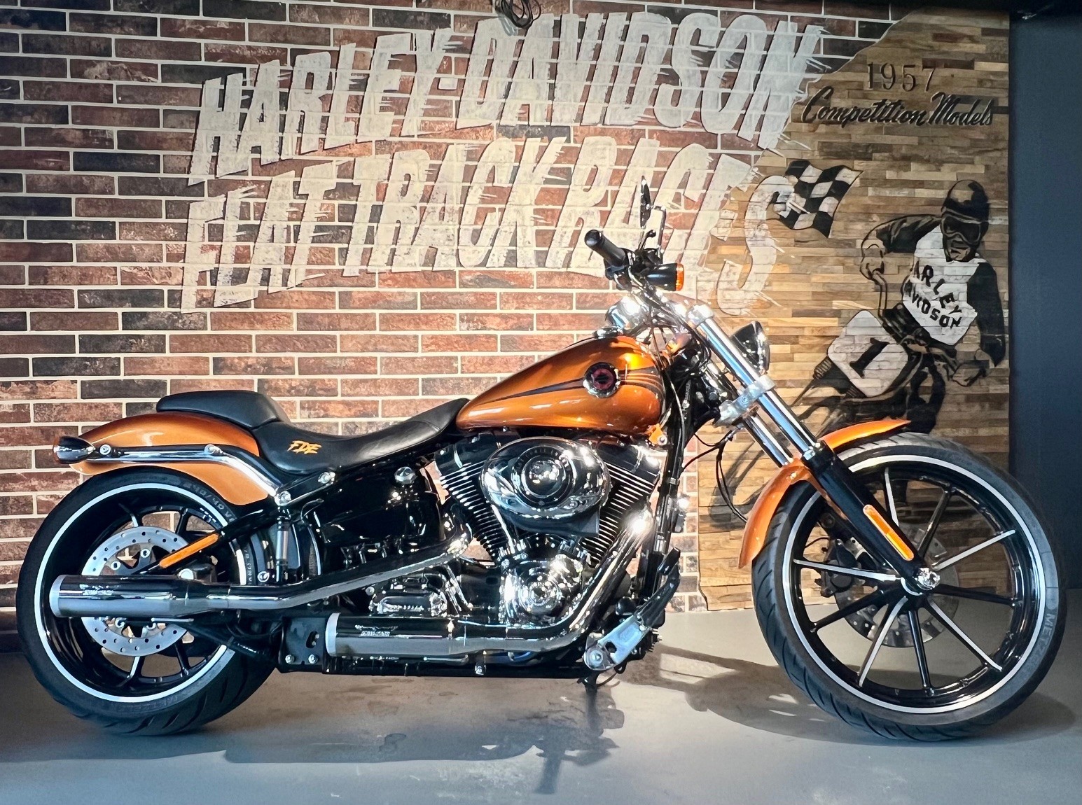 HARLEY-DAVIDSON FXSB Breakout 103 ABS-showroom-element-3