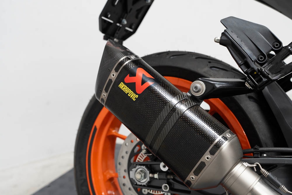 KTM 125 Duke-showroom-element-3