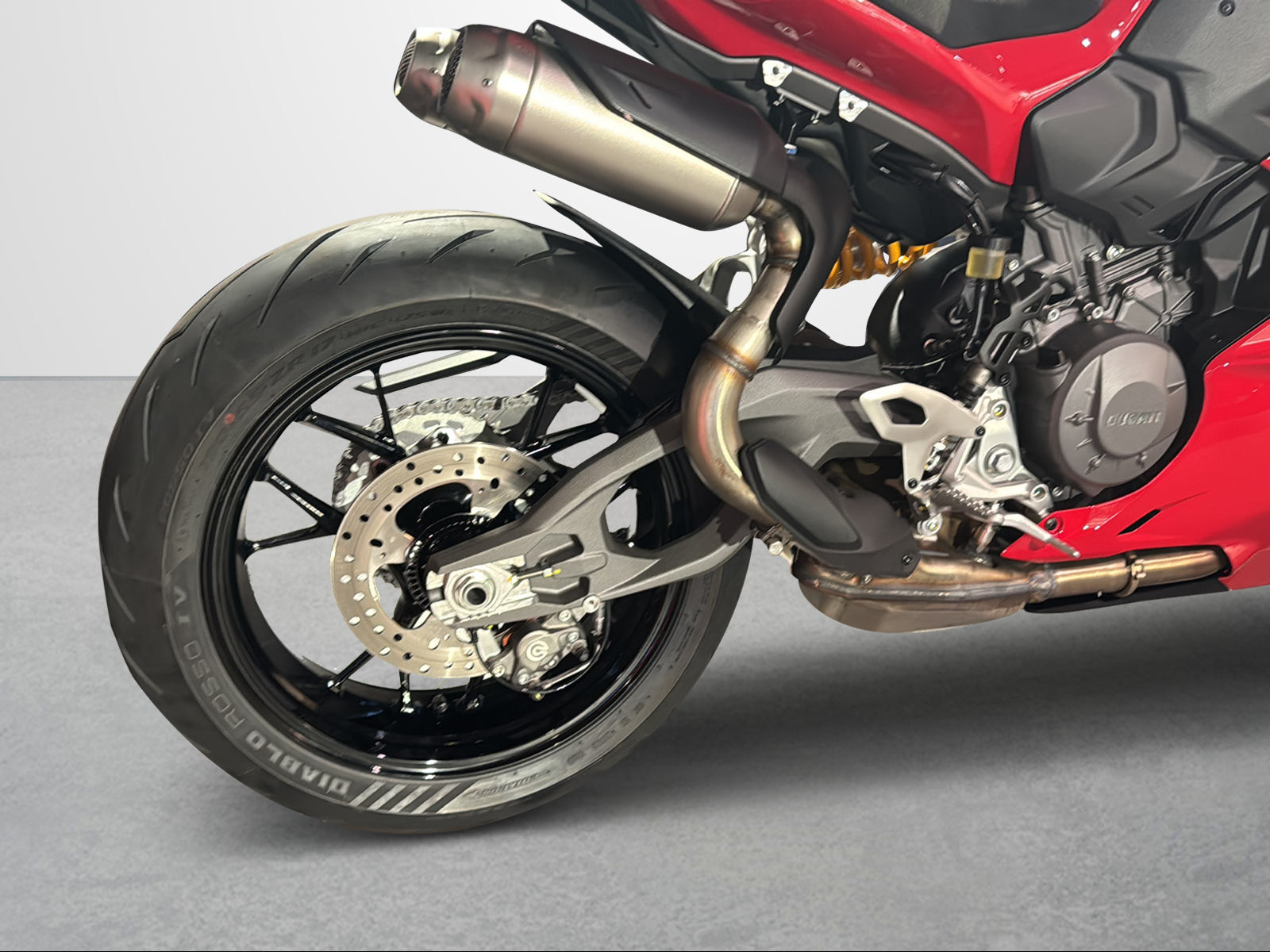 DUCATI Panigale V2 S-image-2