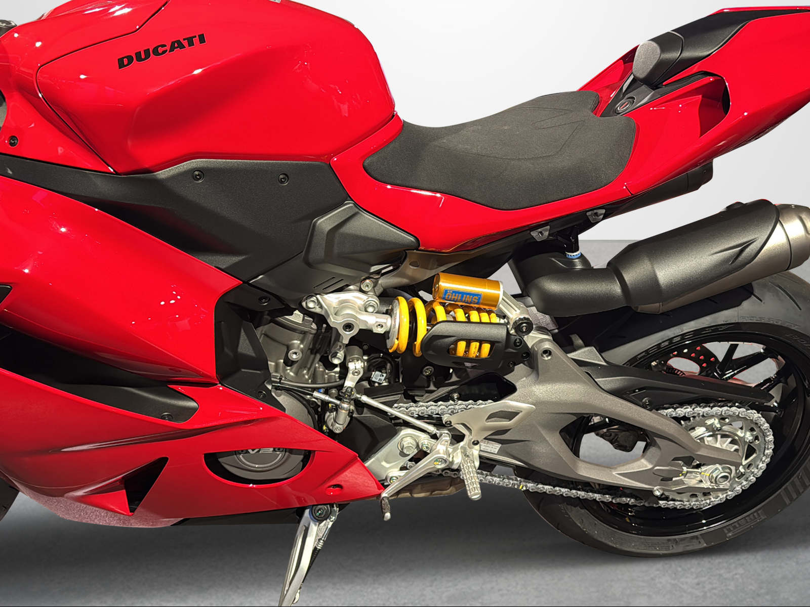 DUCATI Panigale V2 S-image-4