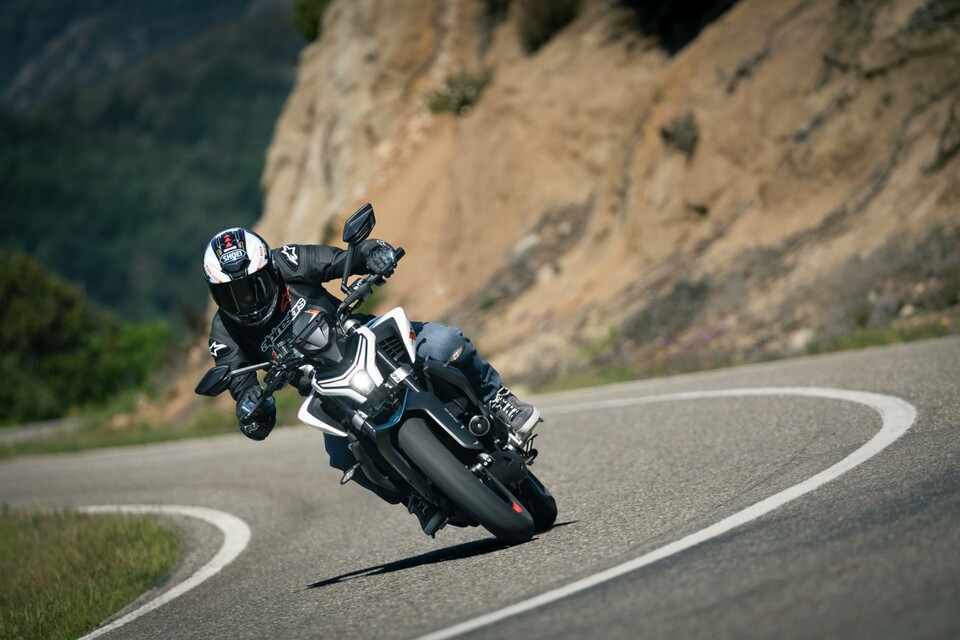 CF MOTO 450NK-image-2