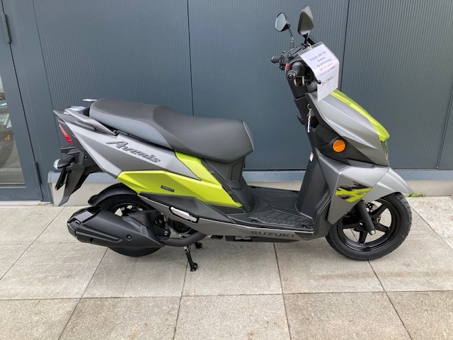 SUZUKI AVENIS 125