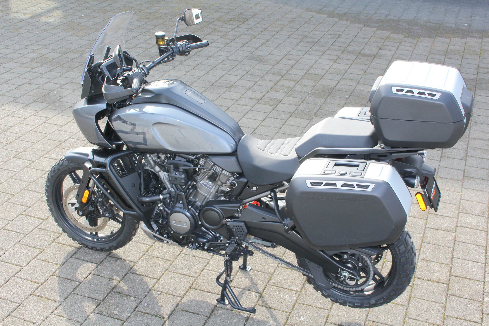 HARLEY-DAVIDSON RA Pan America 1250 Special-showroom-element-3