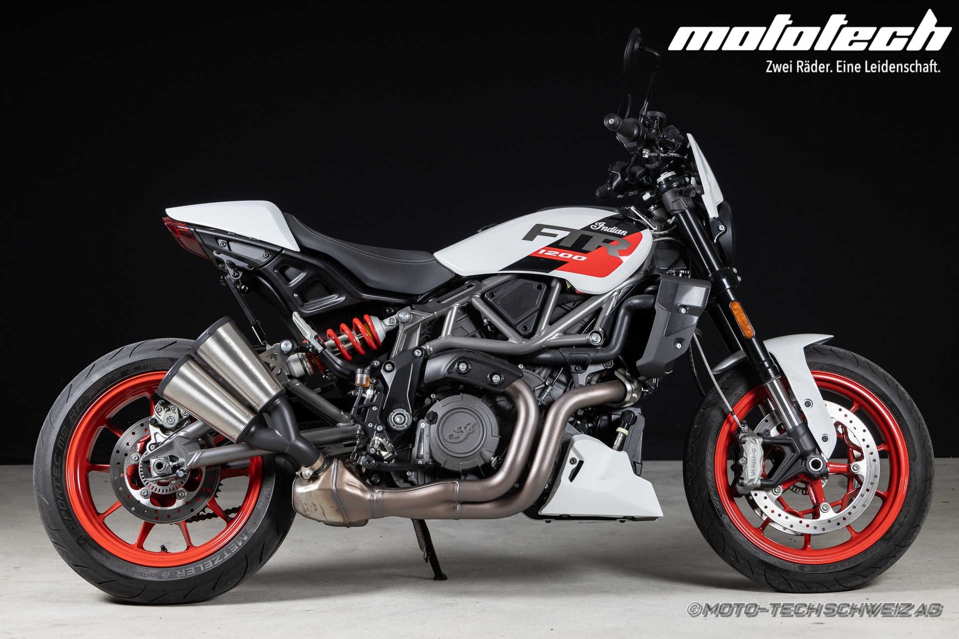 INDIAN FTR 1200 Sport-showroom-element-1