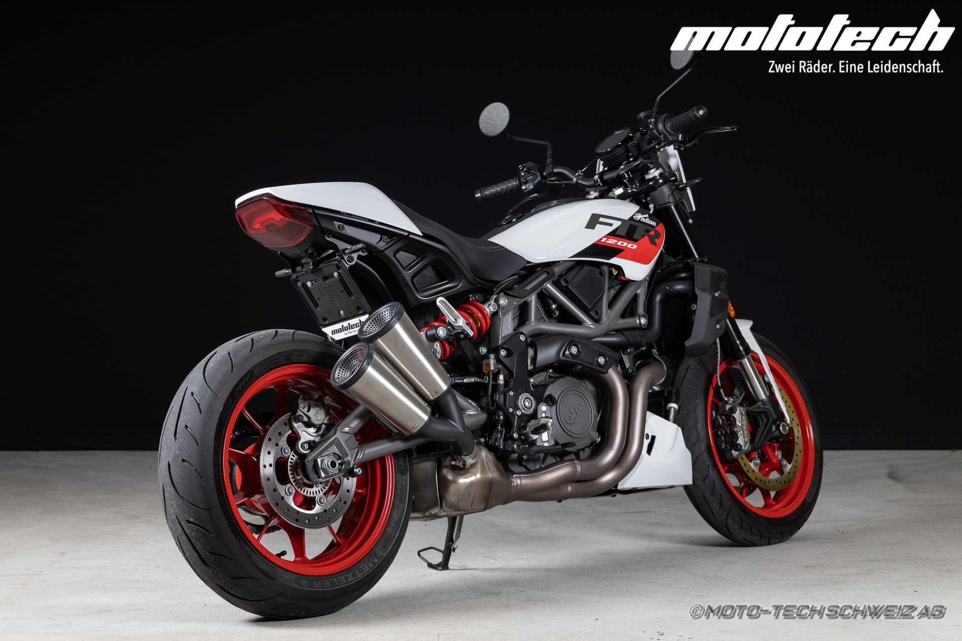 INDIAN FTR 1200 Sport-showroom-element-2