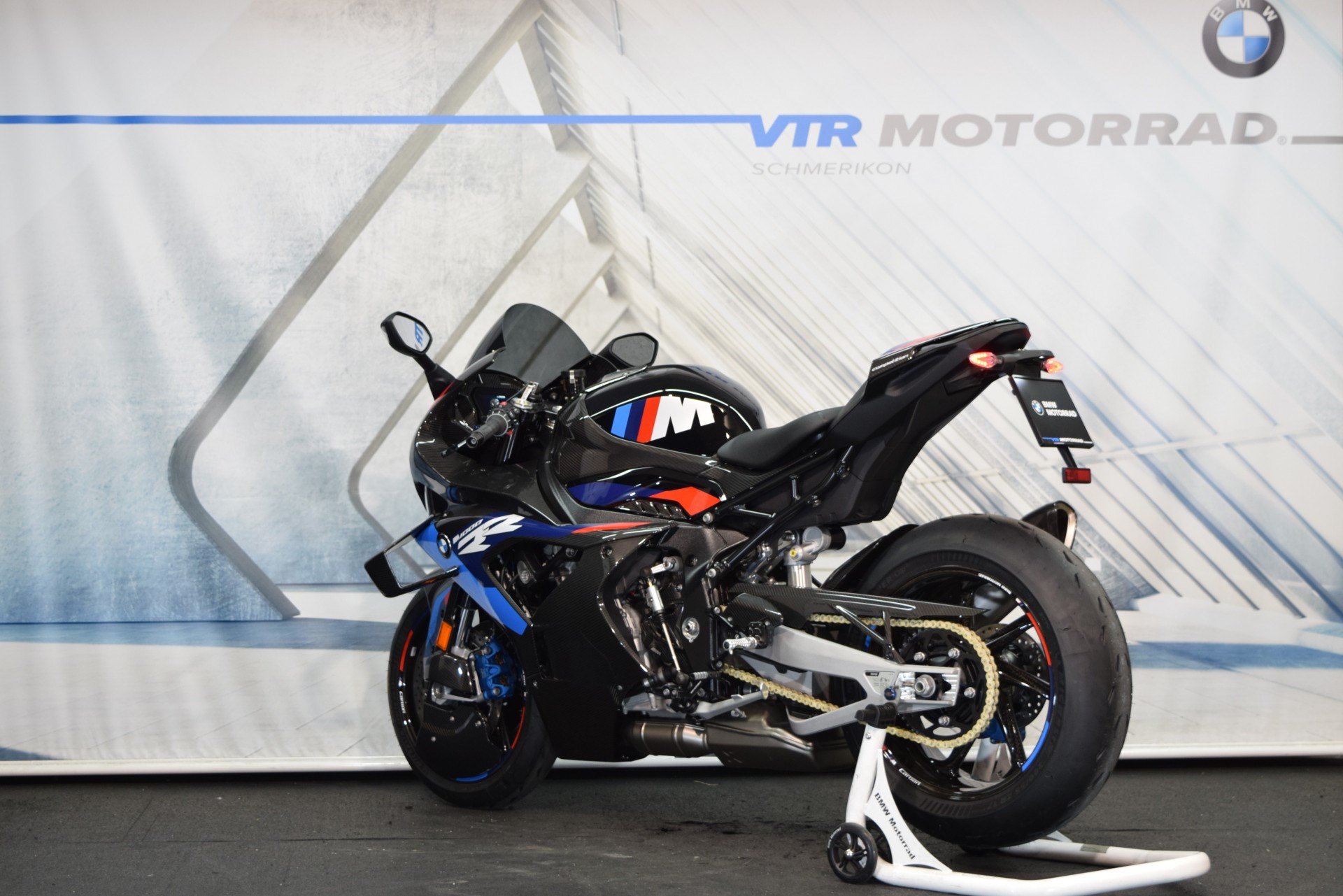 BMW M 1000 RR Competition-showroom-element-3