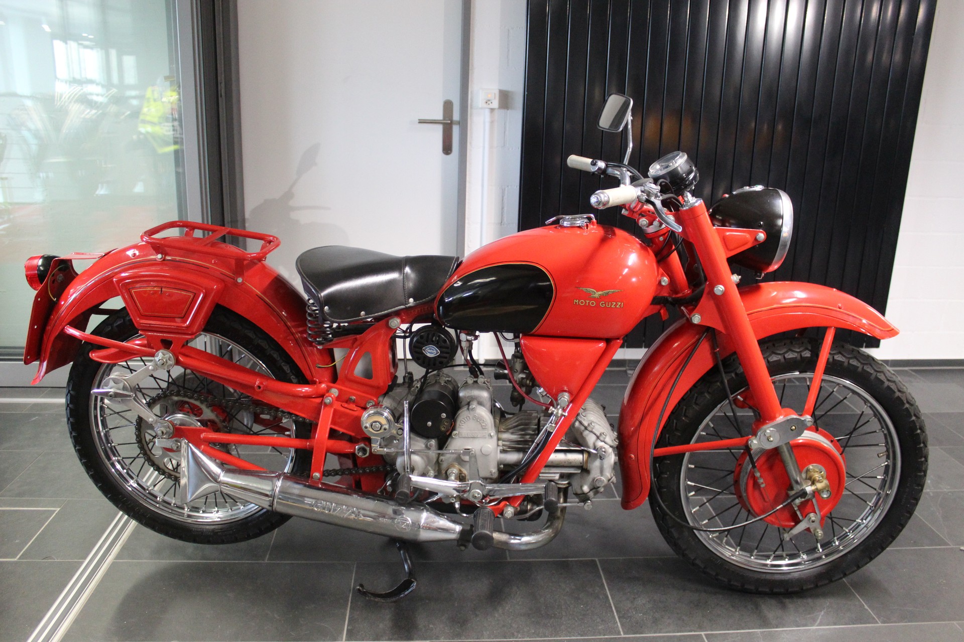 MOTO GUZZI AIRONE 250  Original zustand-image-0