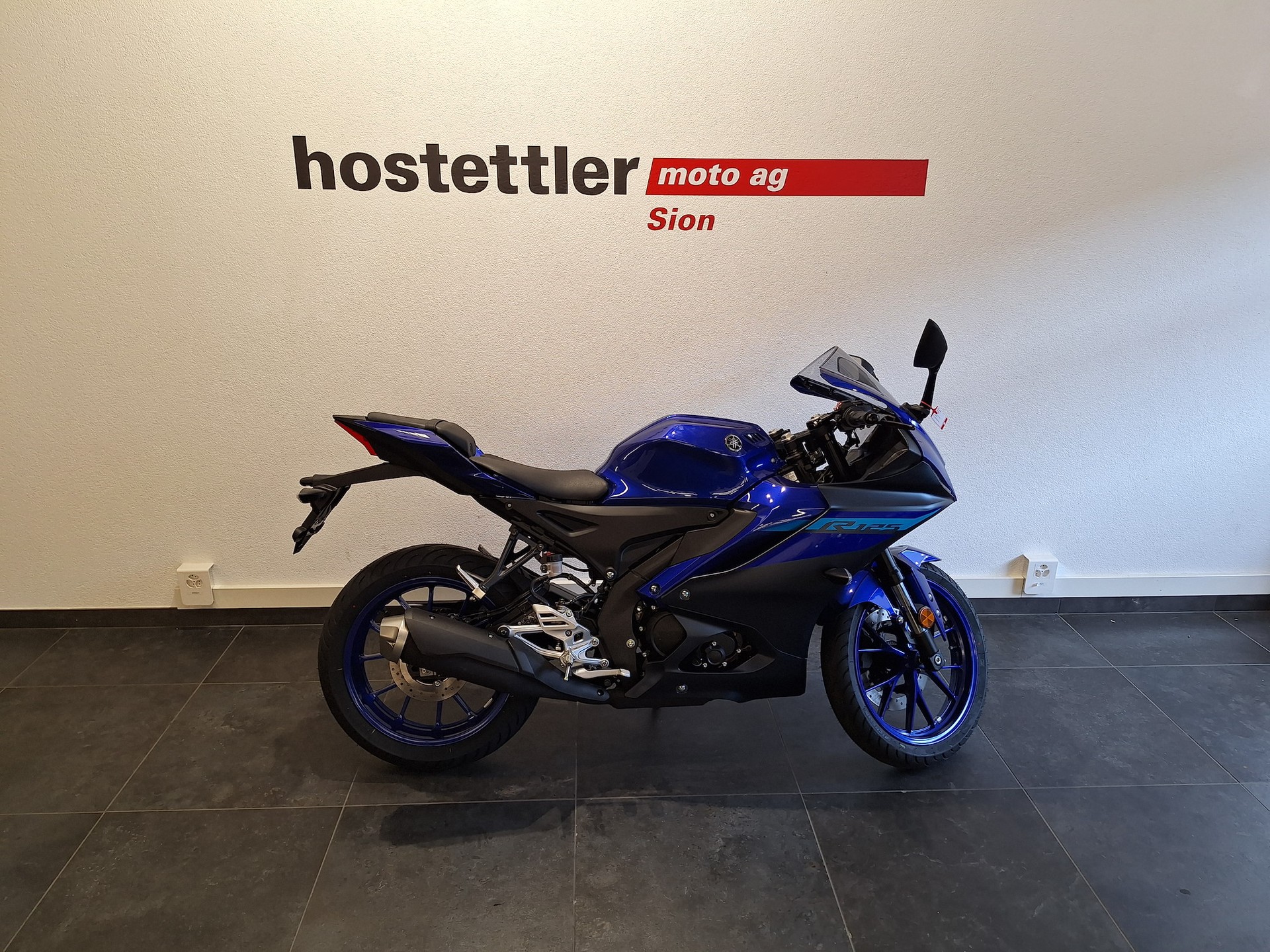 YAMAHA YZF-R 125-image-2