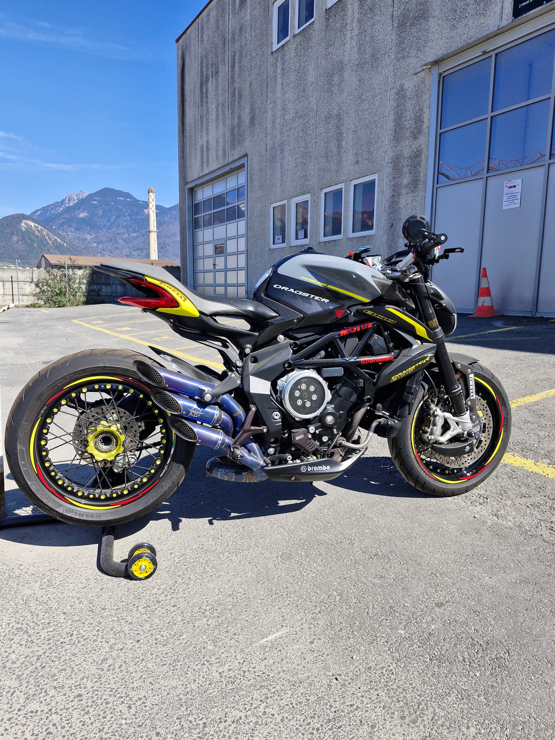 MV AGUSTA Dragster 800 RR ABS