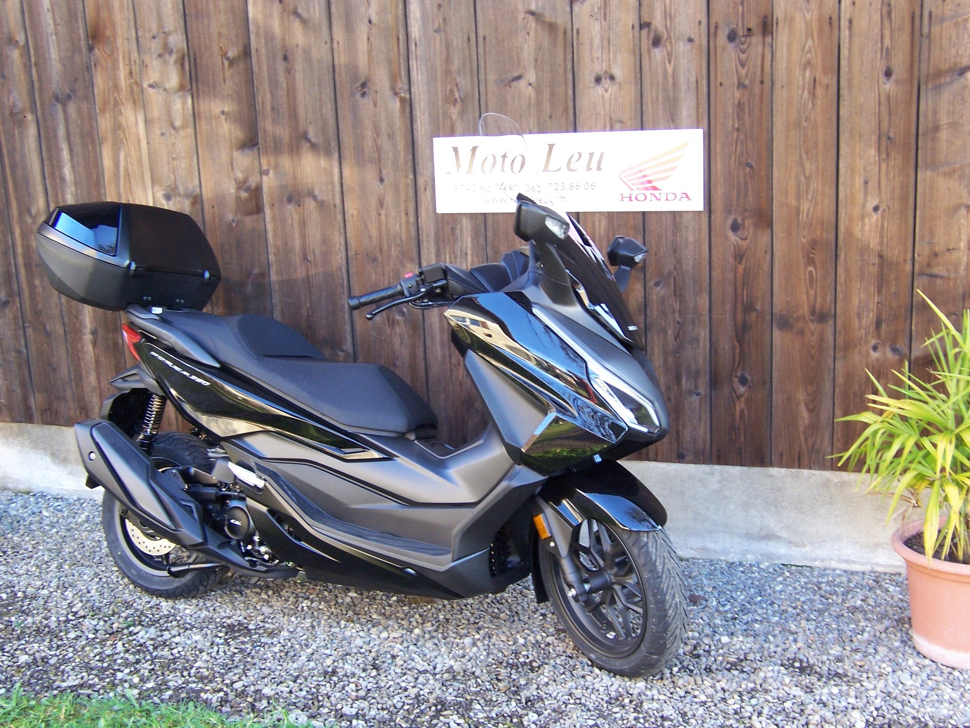 HONDA NSS 350 Smart Top Box-showroom-element-2