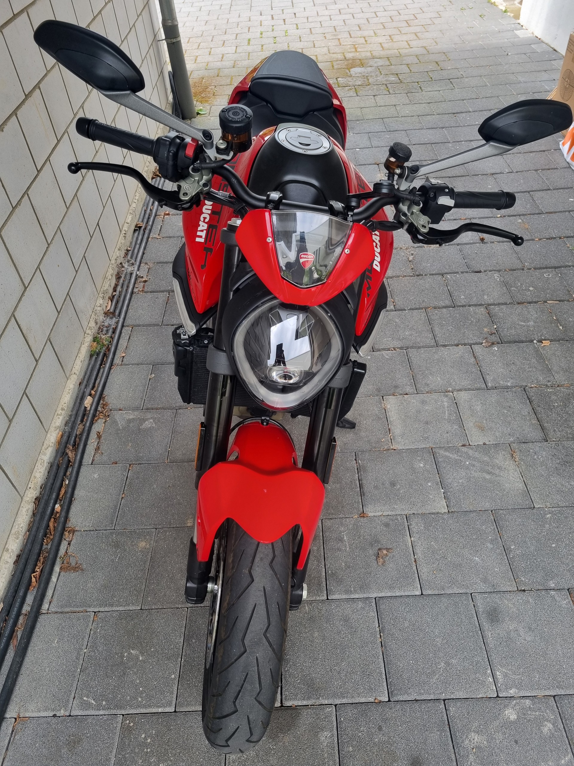 DUCATI Monster 937-image-2