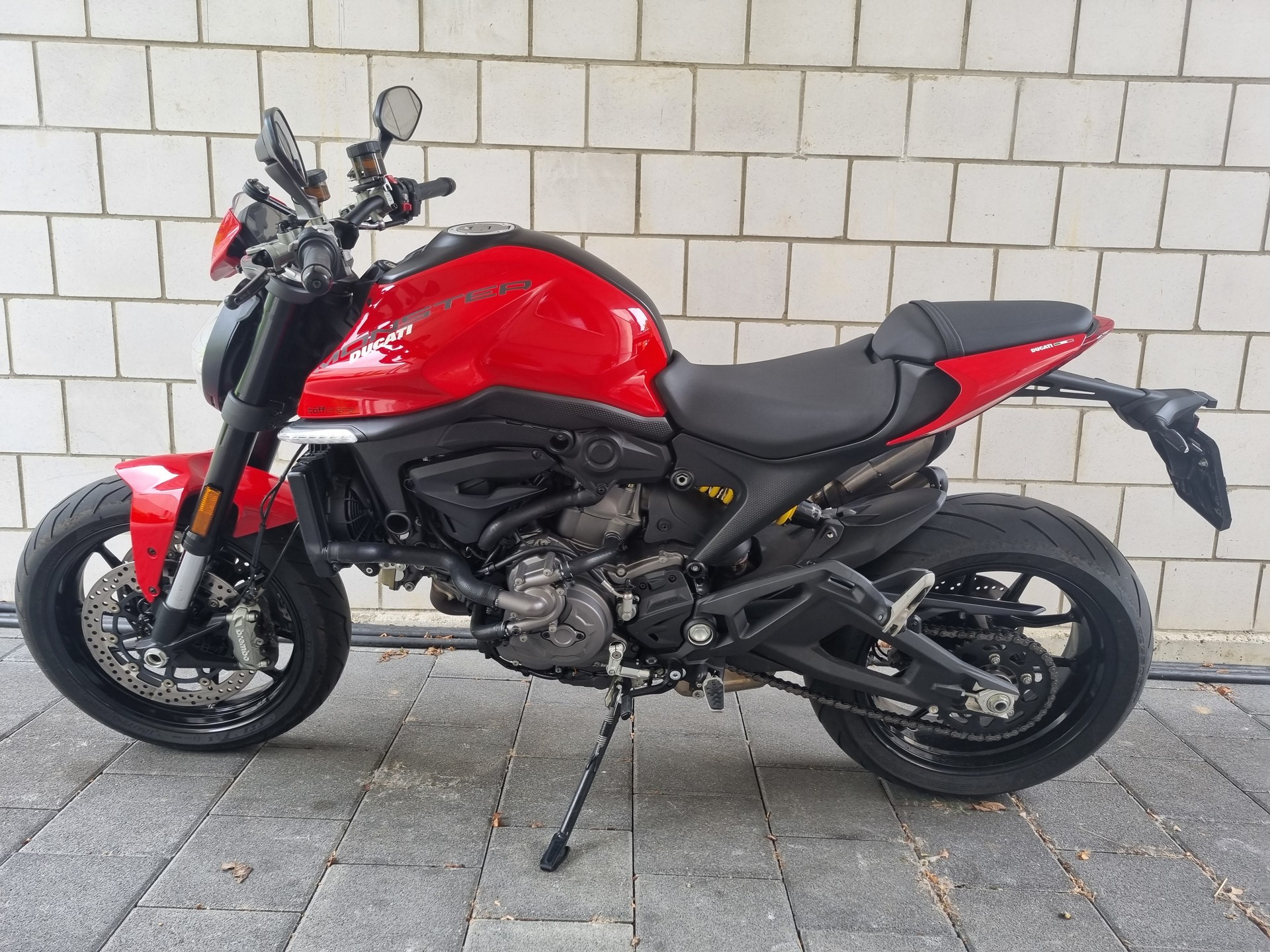 DUCATI Monster 937-image-3