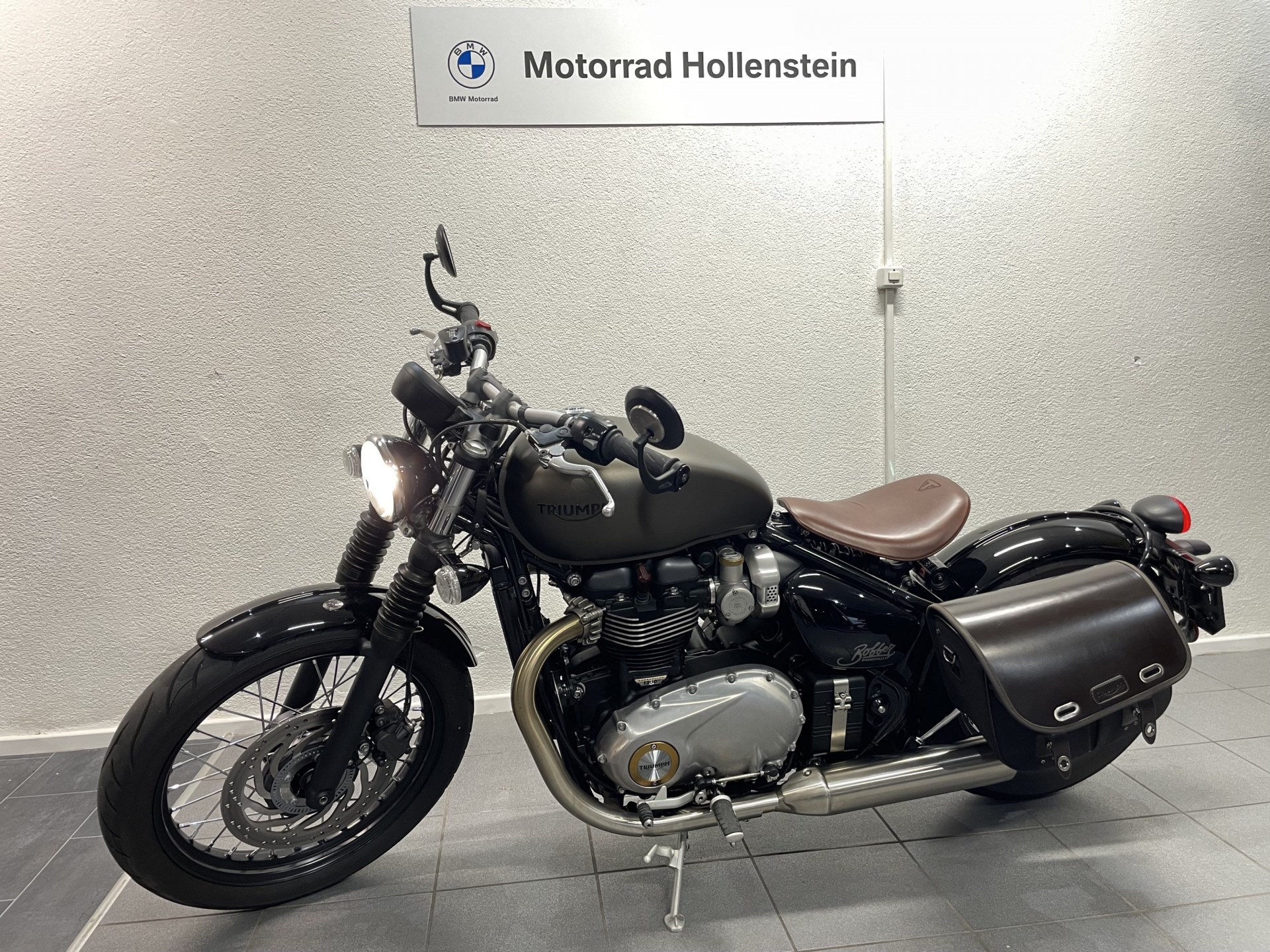 TRIUMPH Bonneville Bobber 1200