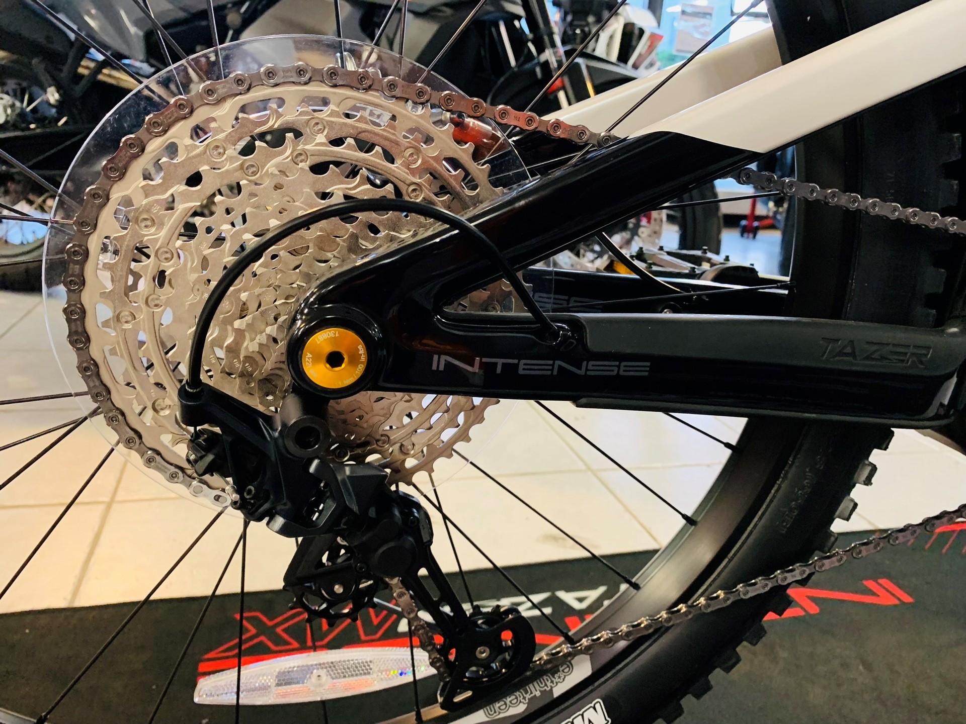 INTENSE TAZER MX Pro Carbon-image-11