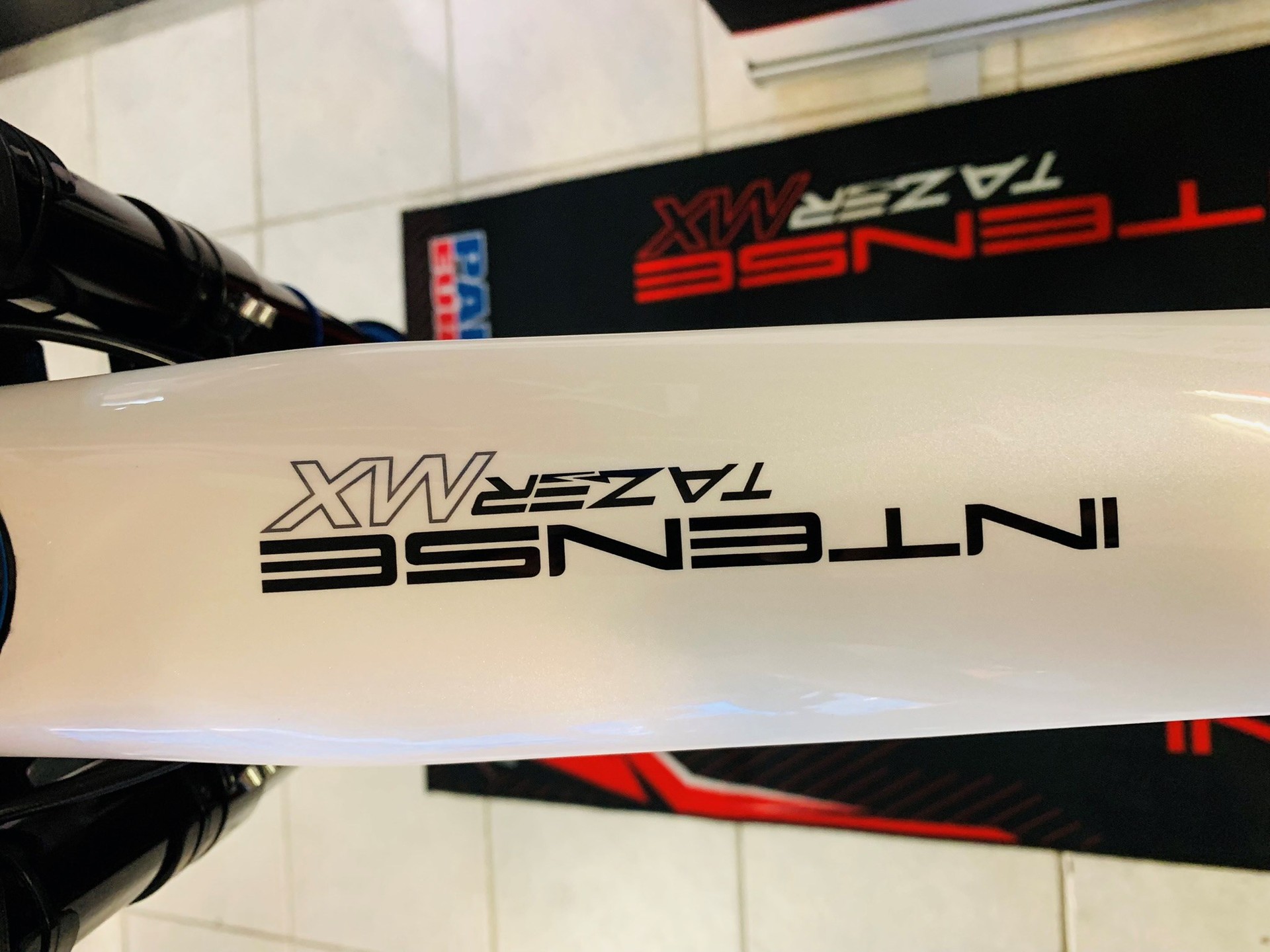 INTENSE TAZER MX Pro Carbon-image-13