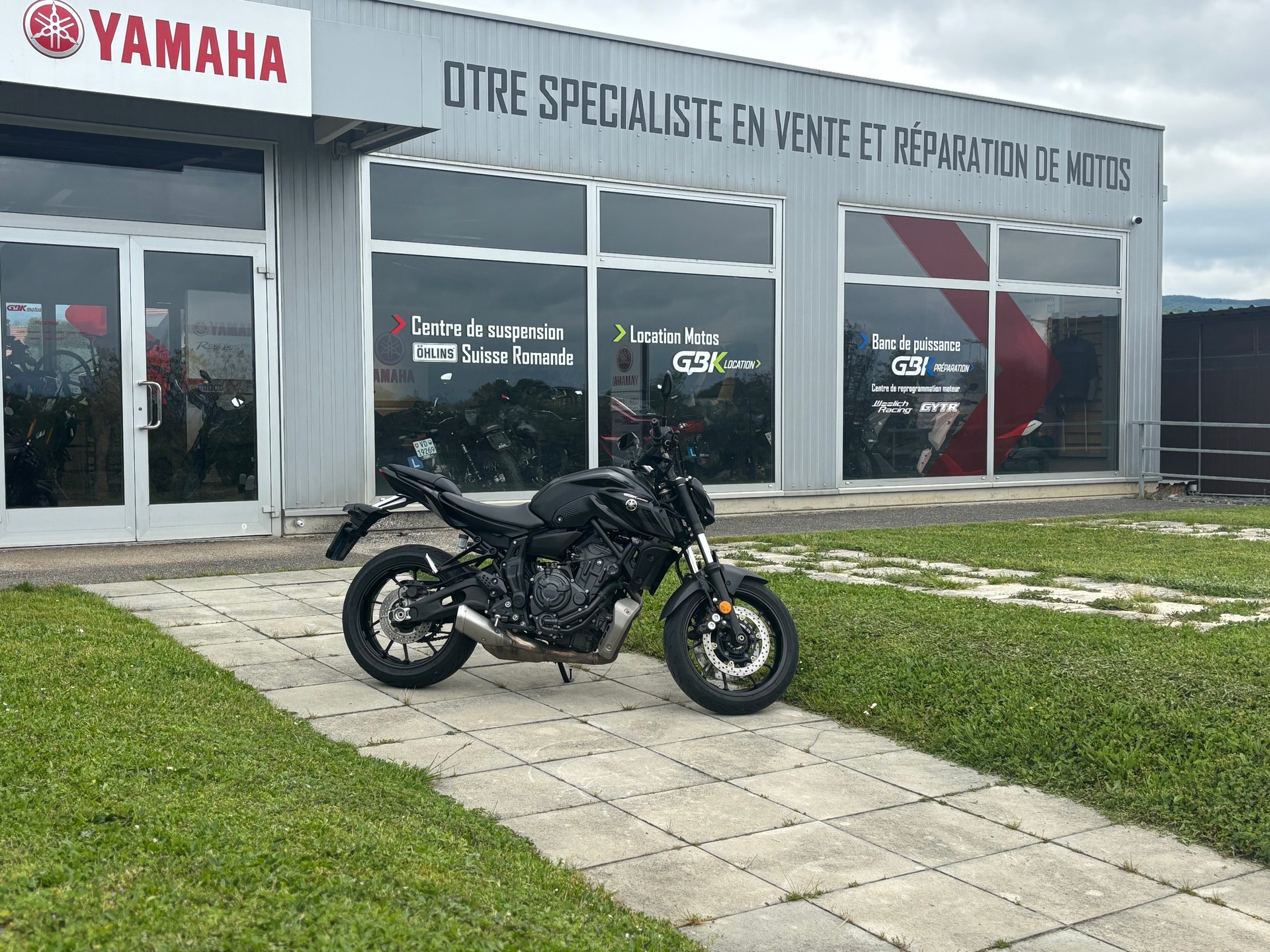 YAMAHA MT-07-showroom-element-1